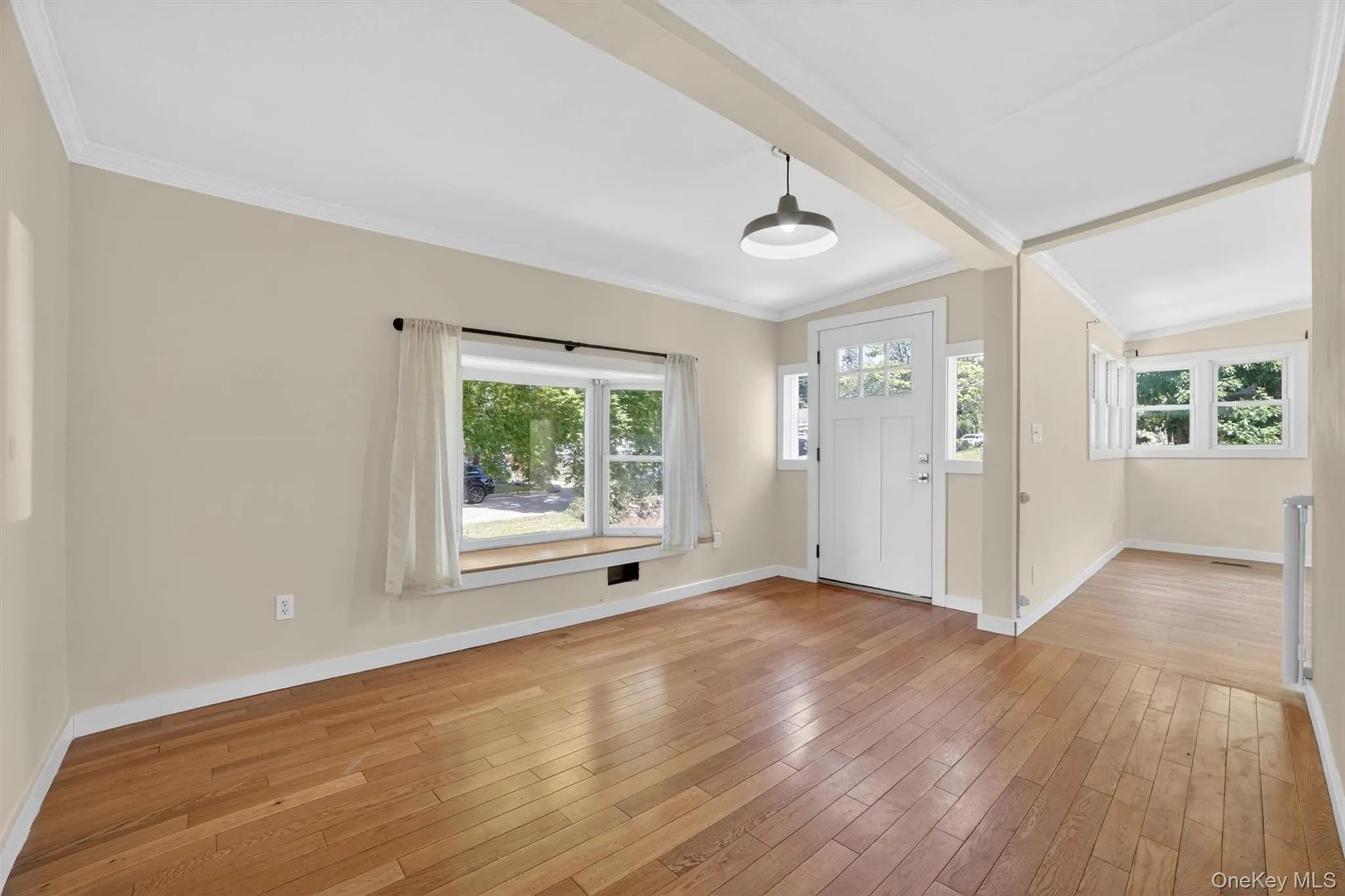 197 Seward Street, Cortlandt, NY, 2 Bedrooms Bedrooms, 6 Rooms Rooms,1 BathroomBathrooms,Residential,For Rent,Seward,0,1000327 197 Seward Street, Cortlandt, NY, 2 Bedrooms Bedrooms, 6 Rooms Rooms,1 BathroomBathrooms,Residential,For Rent,Seward,0,1000327