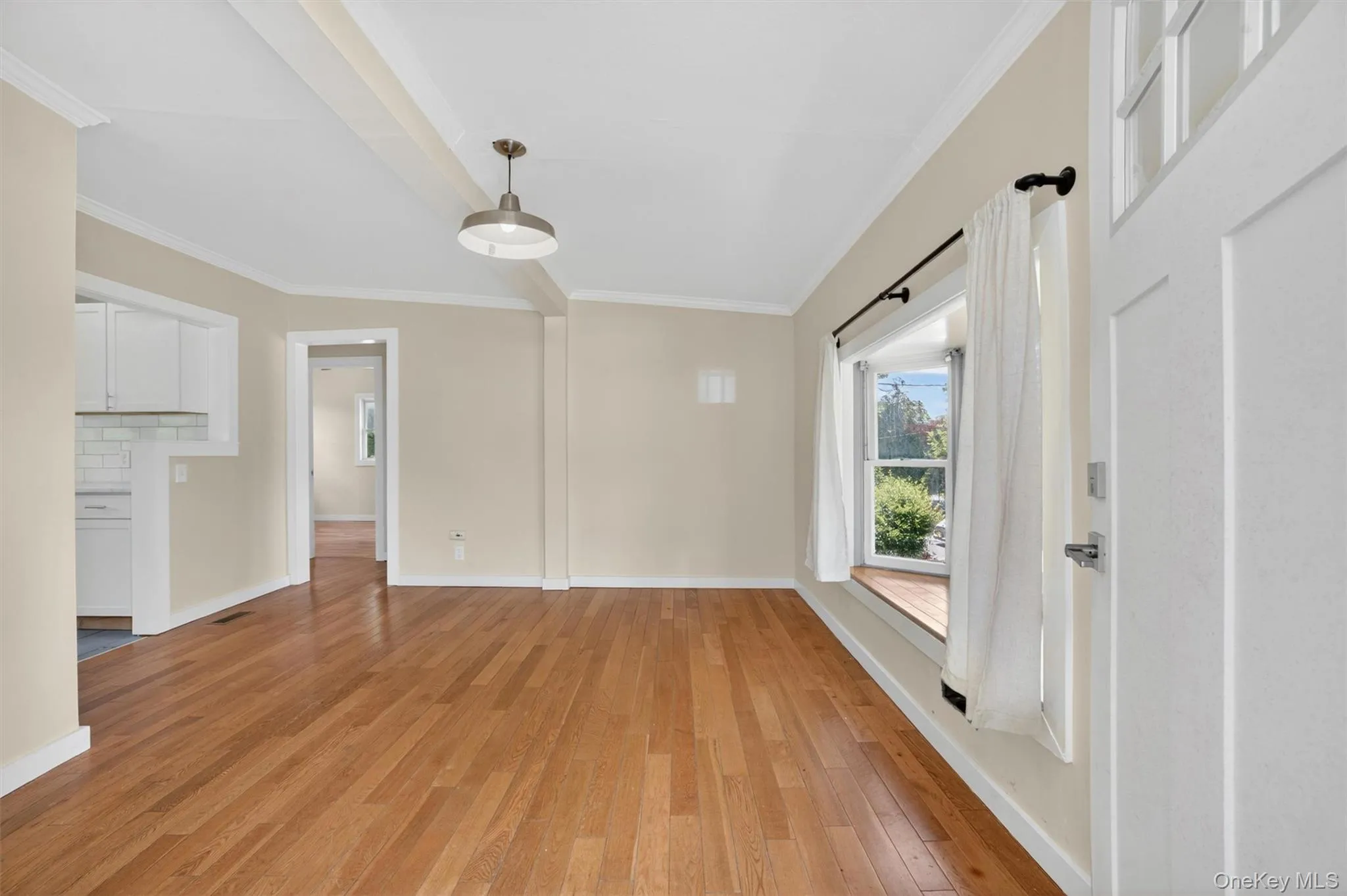 197 Seward Street, Cortlandt, NY, 2 Bedrooms Bedrooms, 6 Rooms Rooms,1 BathroomBathrooms,Residential,For Rent,Seward,0,1000327 197 Seward Street, Cortlandt, NY, 2 Bedrooms Bedrooms, 6 Rooms Rooms,1 BathroomBathrooms,Residential,For Rent,Seward,0,1000327