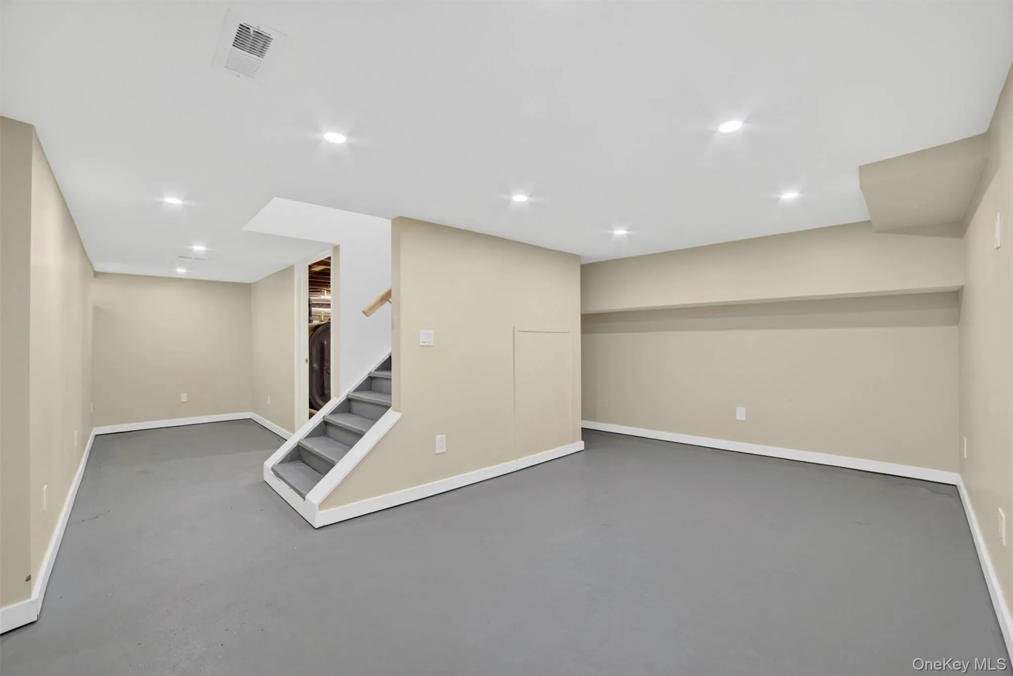 197 Seward Street, Cortlandt, NY, 2 Bedrooms Bedrooms, 6 Rooms Rooms,1 BathroomBathrooms,Residential,For Rent,Seward,0,1000327 197 Seward Street, Cortlandt, NY, 2 Bedrooms Bedrooms, 6 Rooms Rooms,1 BathroomBathrooms,Residential,For Rent,Seward,0,1000327