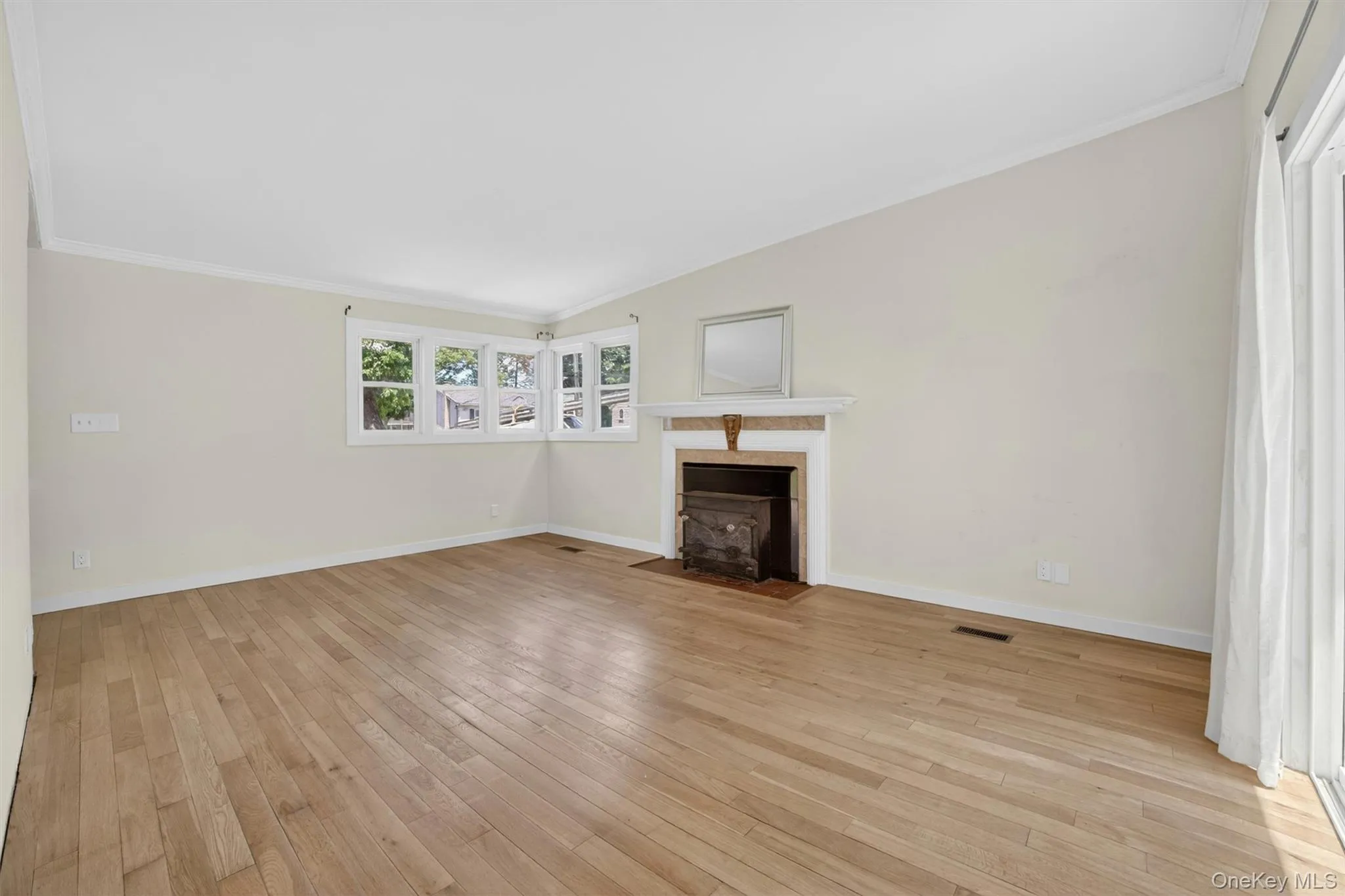 197 Seward Street, Cortlandt, NY, 2 Bedrooms Bedrooms, 6 Rooms Rooms,1 BathroomBathrooms,Residential,For Rent,Seward,0,1000327 197 Seward Street, Cortlandt, NY, 2 Bedrooms Bedrooms, 6 Rooms Rooms,1 BathroomBathrooms,Residential,For Rent,Seward,0,1000327