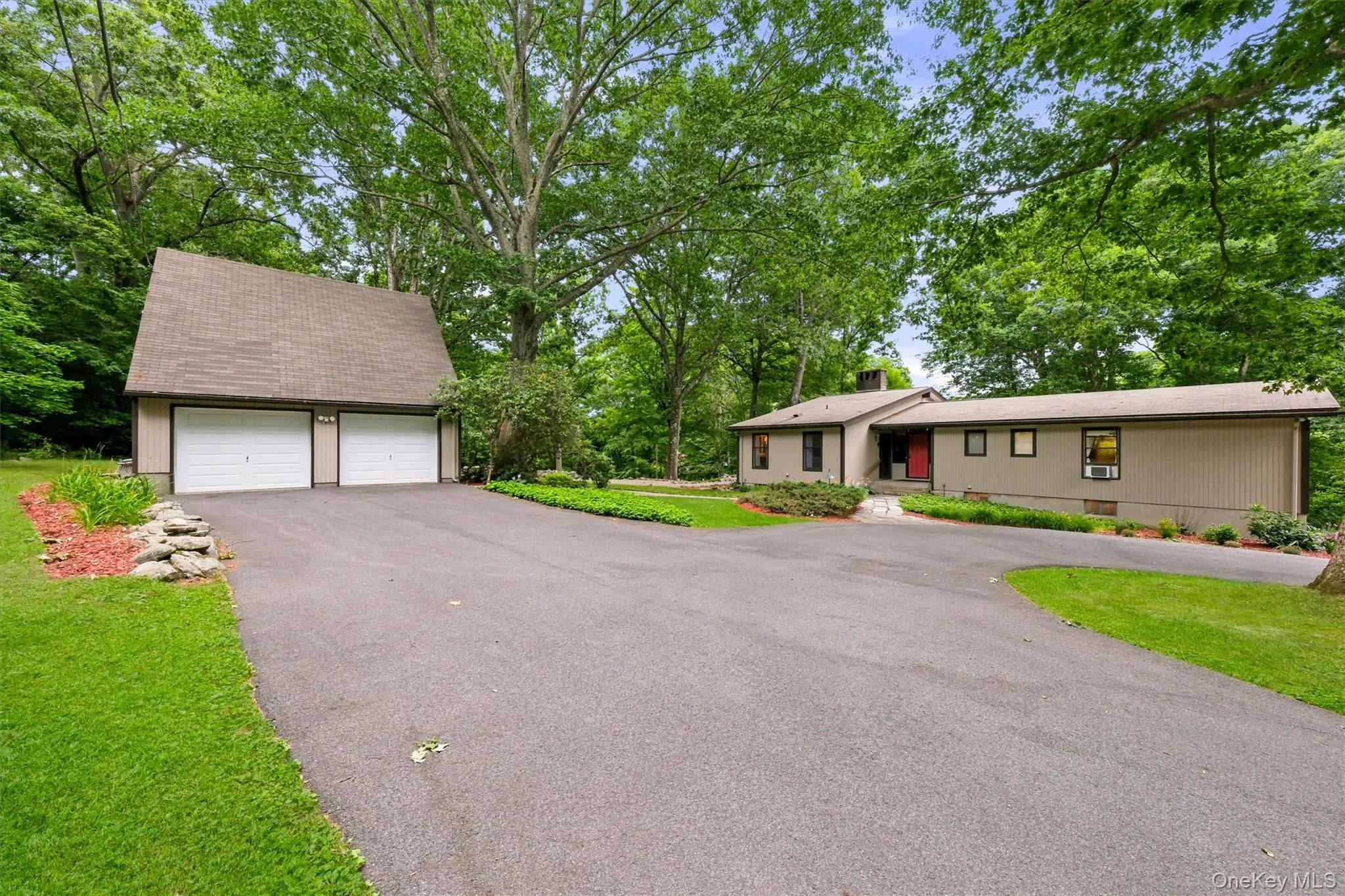 176 Route 118, Somers, NY, 4 Bedrooms Bedrooms, 9 Rooms Rooms,3 BathroomsBathrooms,Residential,For Rent,Route 118,0,1000328 176 Route 118, Somers, NY, 4 Bedrooms Bedrooms, 9 Rooms Rooms,3 BathroomsBathrooms,Residential,For Rent,Route 118,0,1000328