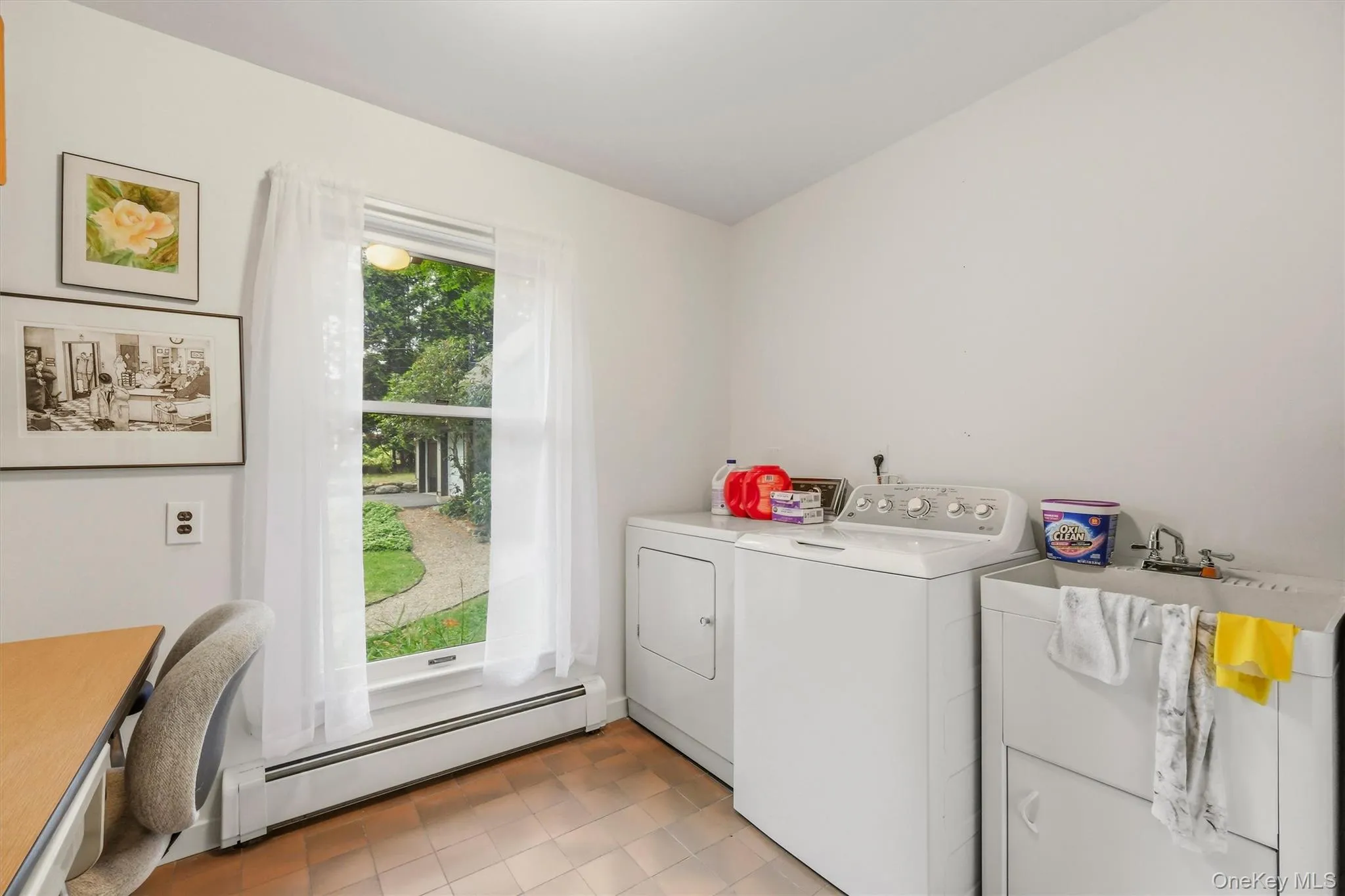 Laundry/Mud Room Laundry/Mud Room