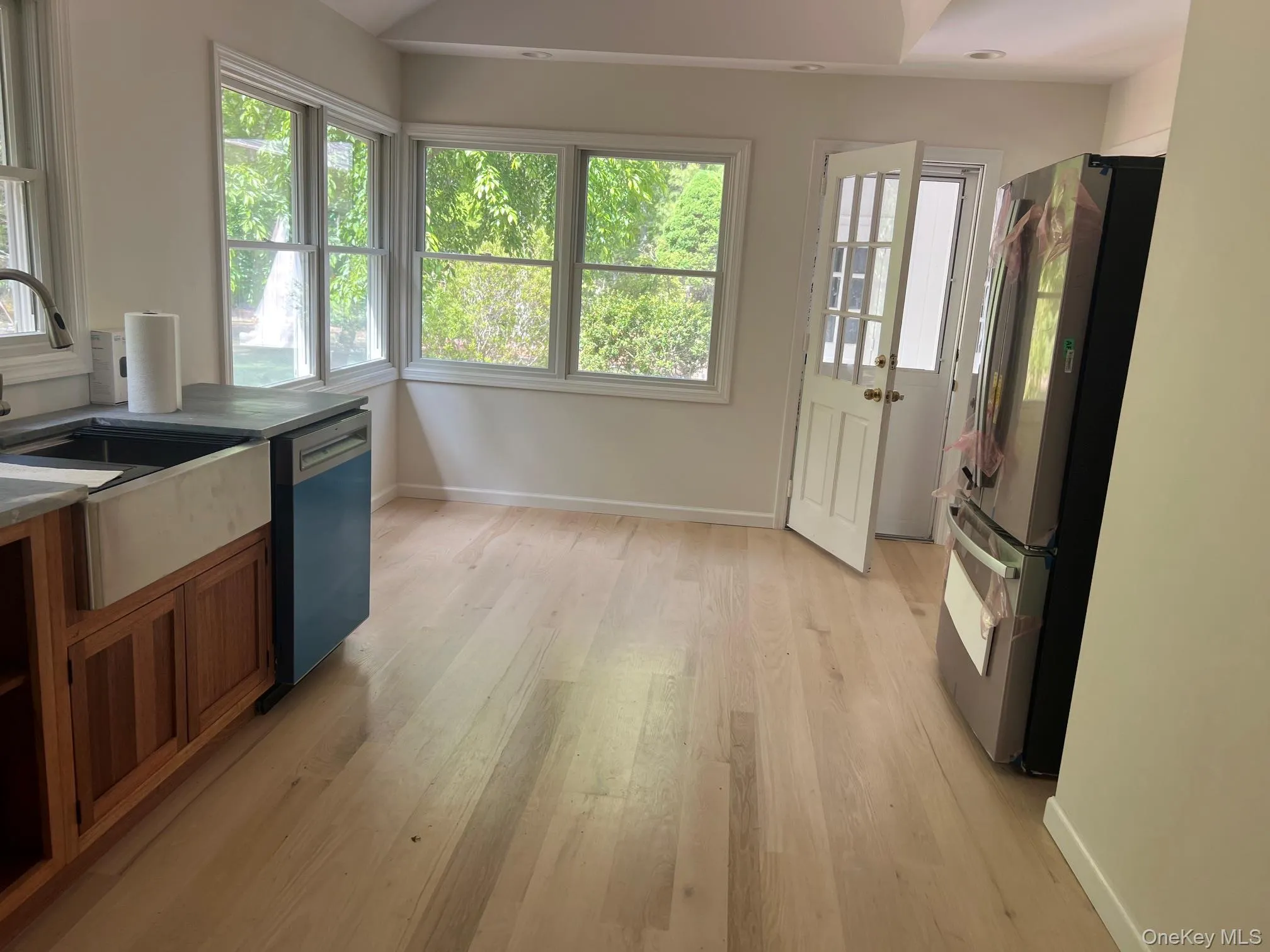7 Blueberry Ridge Road, Brookhaven, NY, 4 Bedrooms Bedrooms, 8 Rooms Rooms,3 BathroomsBathrooms,Residential Lease,For Rent,Blueberry Ridge,0,1000329 7 Blueberry Ridge Road, Brookhaven, NY, 4 Bedrooms Bedrooms, 8 Rooms Rooms,3 BathroomsBathrooms,Residential Lease,For Rent,Blueberry Ridge,0,1000329