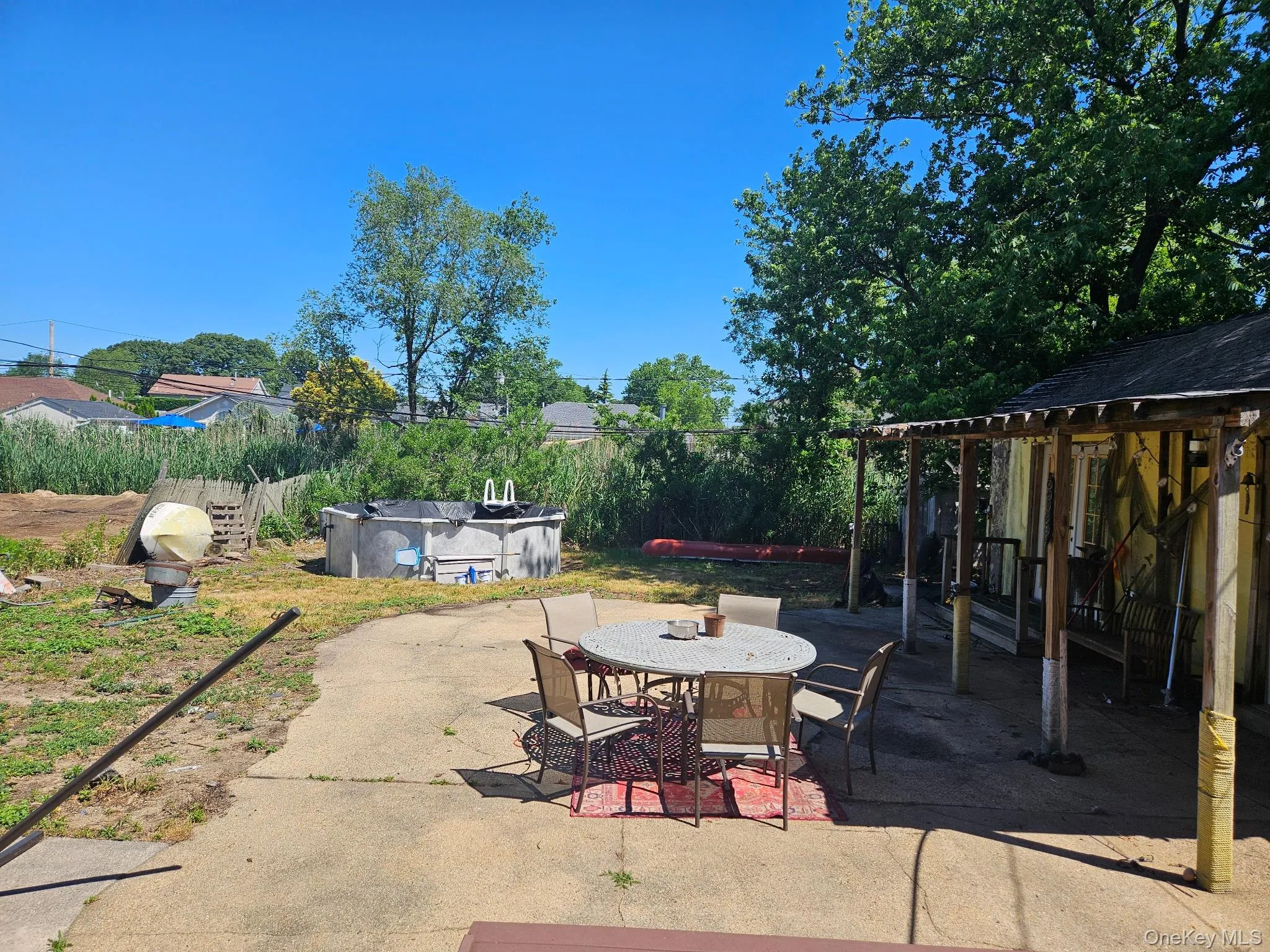 Deep spacious backyard, let your imagination dream Deep spacious backyard, let your imagination dream