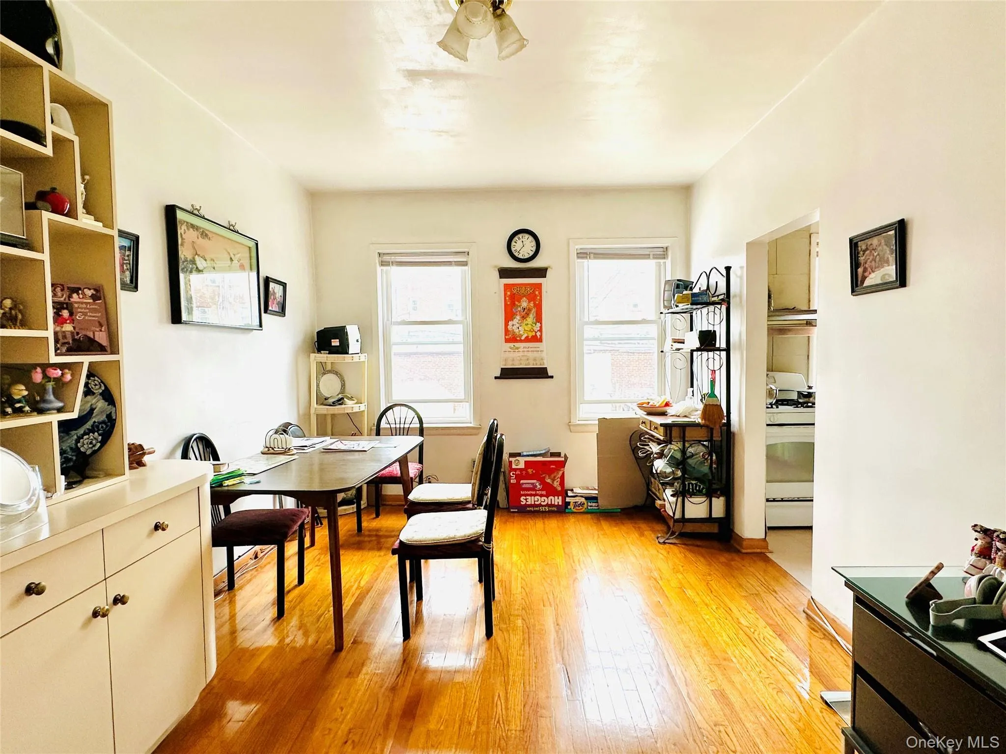 33-33 72nd Street, New York, NY, 3 Bedrooms Bedrooms, 6 Rooms Rooms,1 BathroomBathrooms,Residential Sale,For Rent,72nd,0,1000335 33-33 72nd Street, New York, NY, 3 Bedrooms Bedrooms, 6 Rooms Rooms,1 BathroomBathrooms,Residential Sale,For Rent,72nd,0,1000335