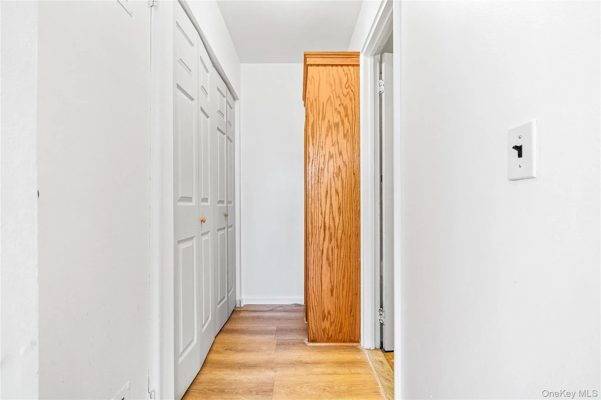 5 Wyndover Woods Lane, Greenburgh, NY, 1 Bedroom Bedrooms, 3 Rooms Rooms,1 BathroomBathrooms,Residential Lease,For Rent,Wyndover Woods,0,1000336 5 Wyndover Woods Lane, Greenburgh, NY, 1 Bedroom Bedrooms, 3 Rooms Rooms,1 BathroomBathrooms,Residential Lease,For Rent,Wyndover Woods,0,1000336