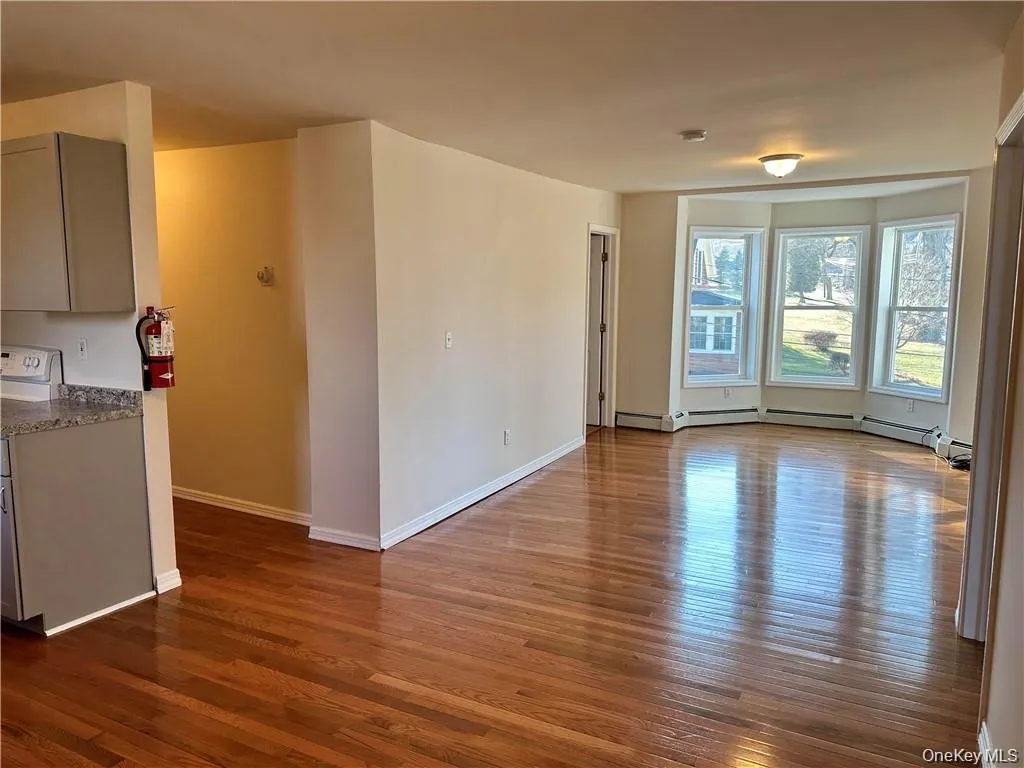 174 Myrtle Avenue, Carmel, NY, 3 Bedrooms Bedrooms, 5 Rooms Rooms,1 BathroomBathrooms,Residential Lease,For Rent,Myrtle,0,1000337 174 Myrtle Avenue, Carmel, NY, 3 Bedrooms Bedrooms, 5 Rooms Rooms,1 BathroomBathrooms,Residential Lease,For Rent,Myrtle,0,1000337