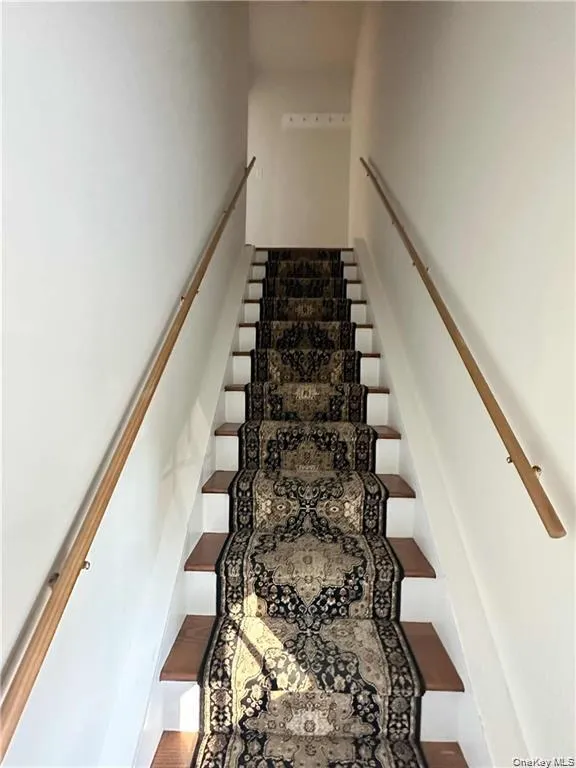 174 Myrtle Avenue, Carmel, NY, 3 Bedrooms Bedrooms, 5 Rooms Rooms,1 BathroomBathrooms,Residential Lease,For Rent,Myrtle,0,1000337 174 Myrtle Avenue, Carmel, NY, 3 Bedrooms Bedrooms, 5 Rooms Rooms,1 BathroomBathrooms,Residential Lease,For Rent,Myrtle,0,1000337