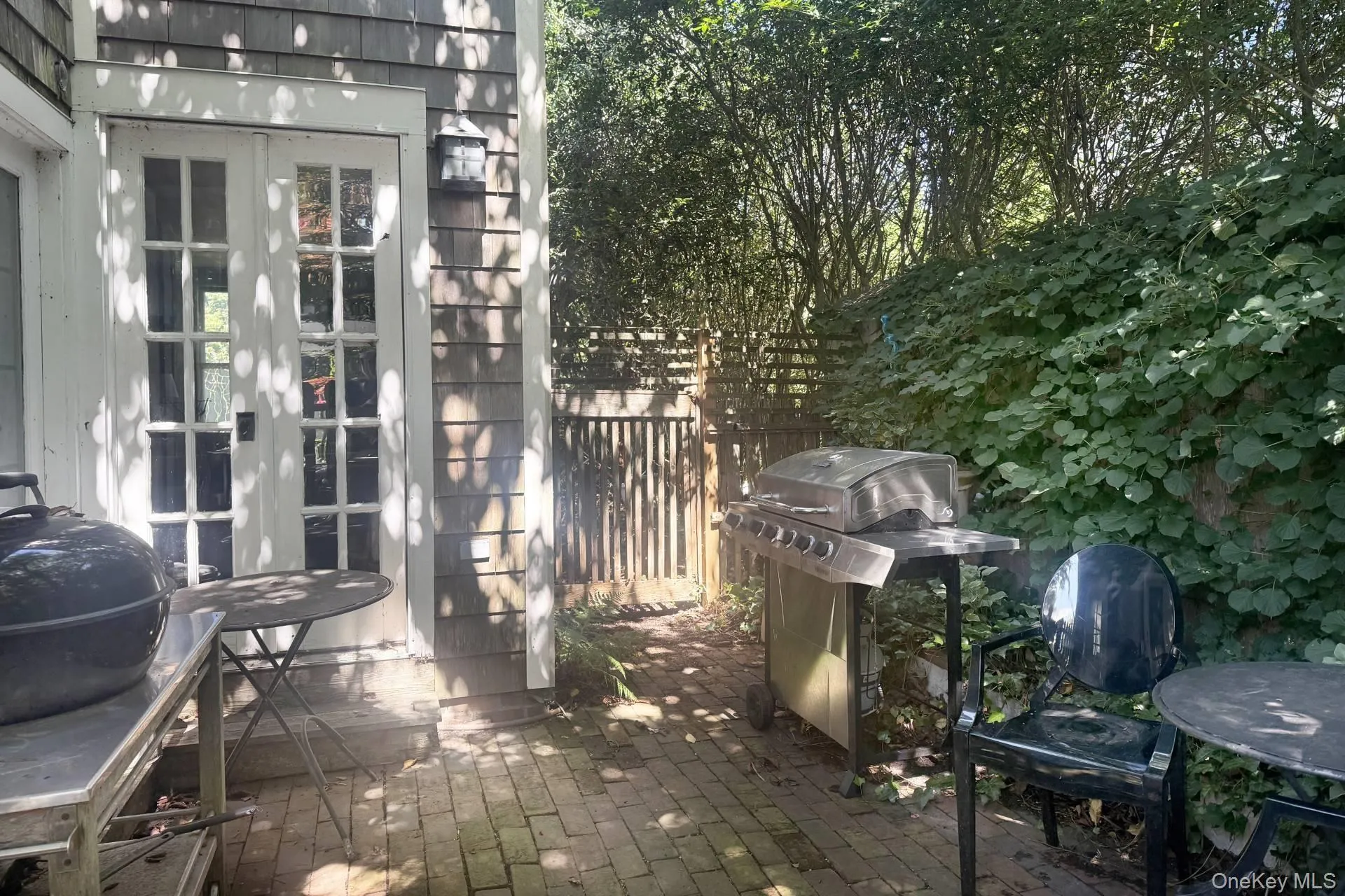 28 Bowden Square, Southampton, NY, 3 Bedrooms Bedrooms, ,2 BathroomsBathrooms,Residential,For Rent,Bowden,0,1000339 28 Bowden Square, Southampton, NY, 3 Bedrooms Bedrooms, ,2 BathroomsBathrooms,Residential,For Rent,Bowden,0,1000339