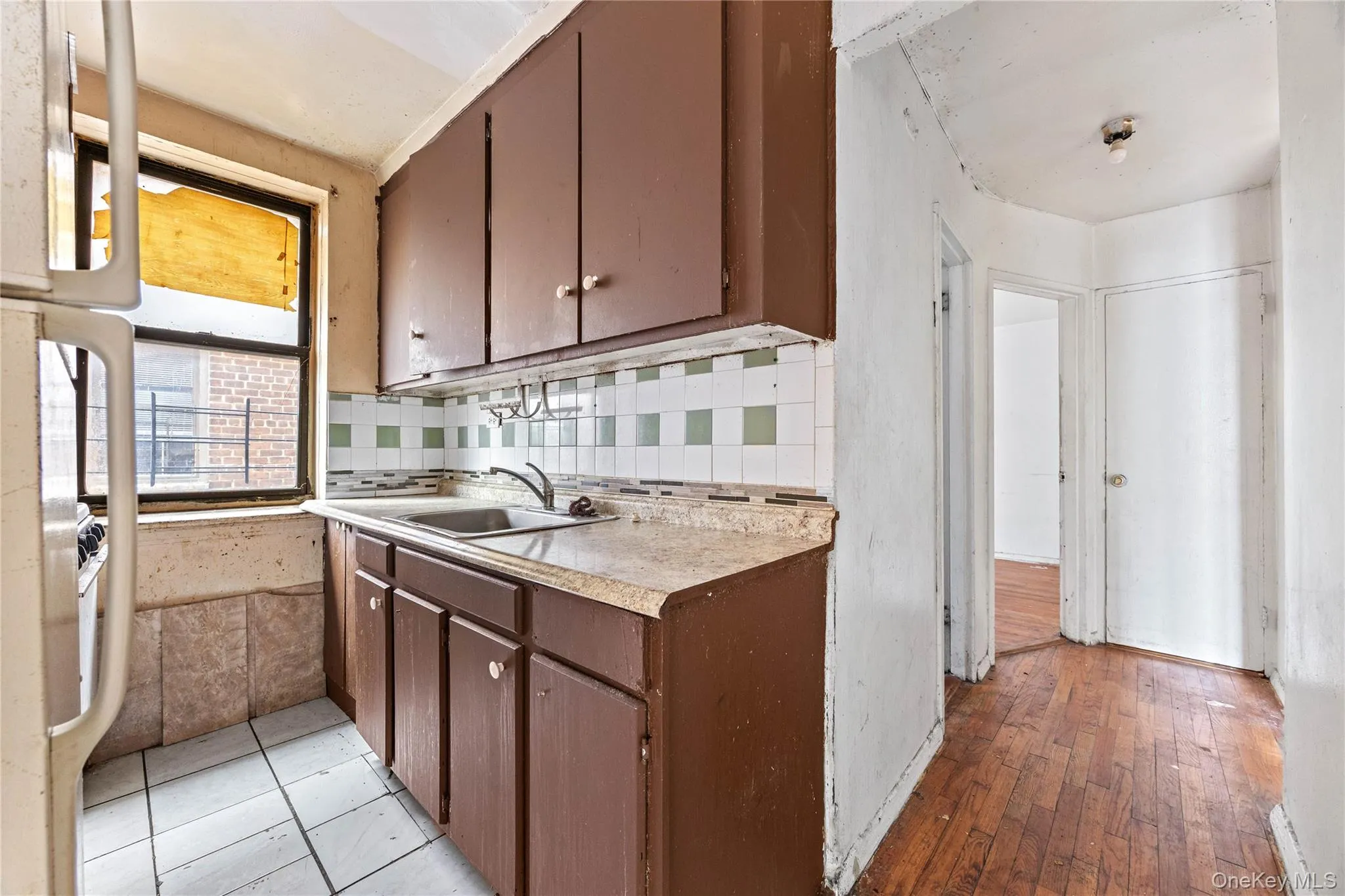2830 Briggs Avenue, New York, NY, 2 Bedrooms Bedrooms, 5 Rooms Rooms,1 BathroomBathrooms,Residential Sale,For Rent,Briggs,0,1000341 2830 Briggs Avenue, New York, NY, 2 Bedrooms Bedrooms, 5 Rooms Rooms,1 BathroomBathrooms,Residential Sale,For Rent,Briggs,0,1000341