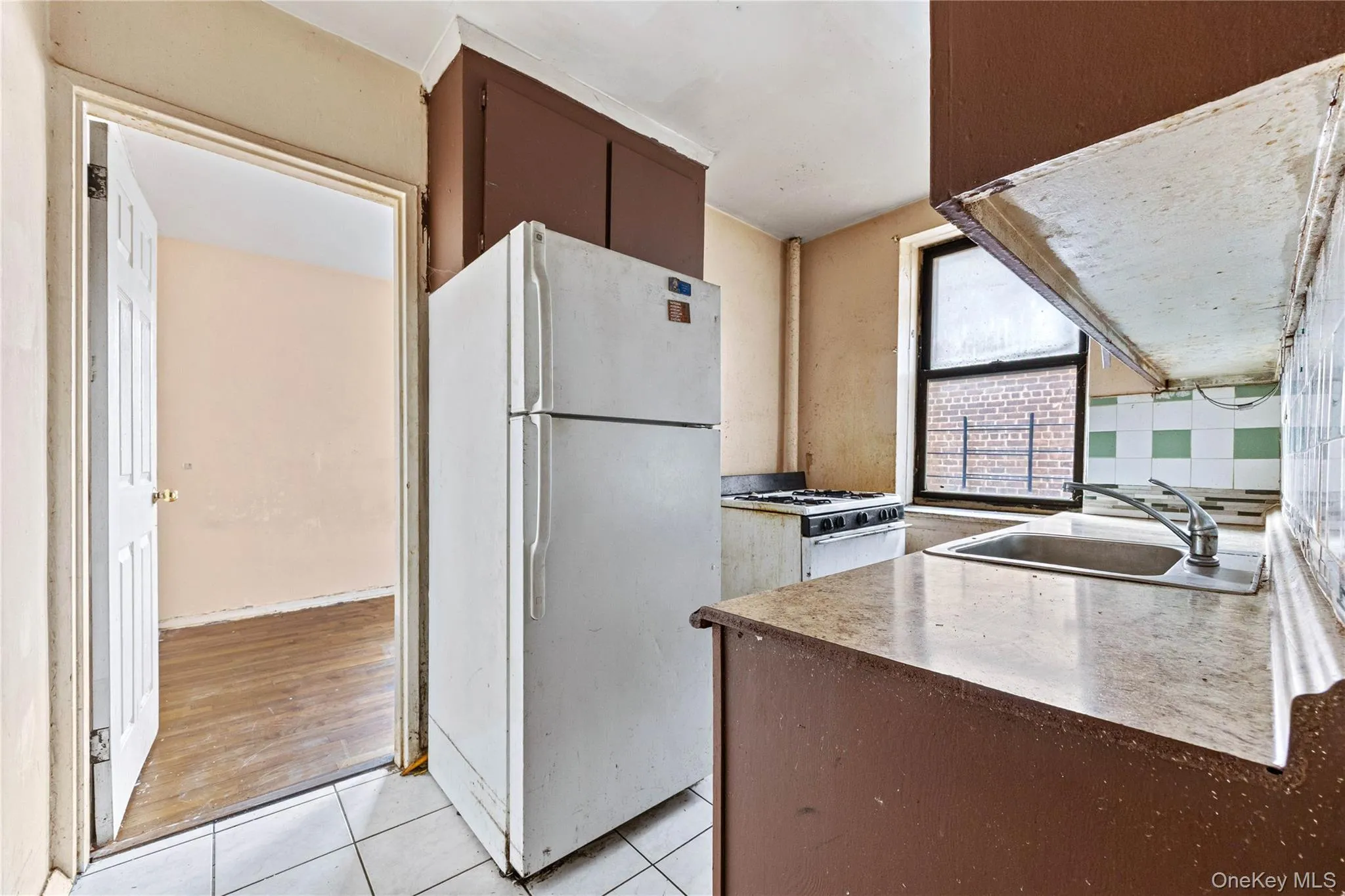2830 Briggs Avenue, New York, NY, 2 Bedrooms Bedrooms, 5 Rooms Rooms,1 BathroomBathrooms,Residential Sale,For Rent,Briggs,0,1000341 2830 Briggs Avenue, New York, NY, 2 Bedrooms Bedrooms, 5 Rooms Rooms,1 BathroomBathrooms,Residential Sale,For Rent,Briggs,0,1000341