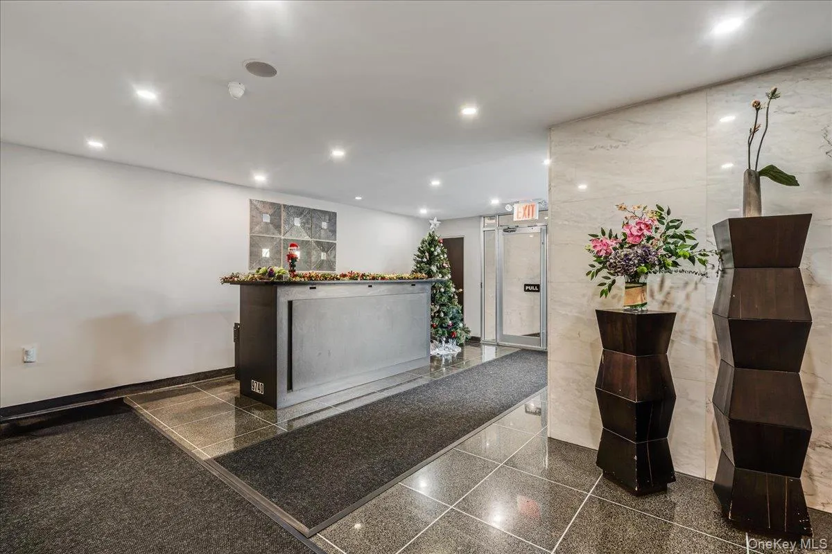 97-40 62nd Drive, New York, NY, 2 Bedrooms Bedrooms, 5 Rooms Rooms,1 BathroomBathrooms,Residential,For Rent,62nd Drive,0,1000353 97-40 62nd Drive, New York, NY, 2 Bedrooms Bedrooms, 5 Rooms Rooms,1 BathroomBathrooms,Residential,For Rent,62nd Drive,0,1000353