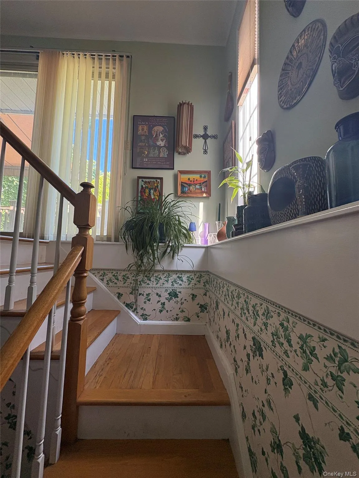 732 Scarsdale Road, Yonkers, NY, 3 Bedrooms Bedrooms, 7 Rooms Rooms,2 BathroomsBathrooms,Residential,For Rent,Scarsdale,0,KEY1000356 732 Scarsdale Road, Yonkers, NY, 3 Bedrooms Bedrooms, 7 Rooms Rooms,2 BathroomsBathrooms,Residential,For Rent,Scarsdale,0,KEY1000356