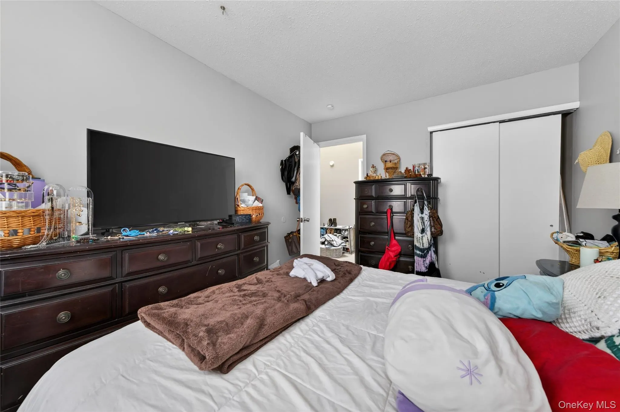 3815 Whispering Hills Drive, Chester Town, NY, 3 Bedrooms Bedrooms, 6 Rooms Rooms,2 BathroomsBathrooms,Residential Sale,For Rent,Whispering Hills,0,1000359 3815 Whispering Hills Drive, Chester Town, NY, 3 Bedrooms Bedrooms, 6 Rooms Rooms,2 BathroomsBathrooms,Residential Sale,For Rent,Whispering Hills,0,1000359