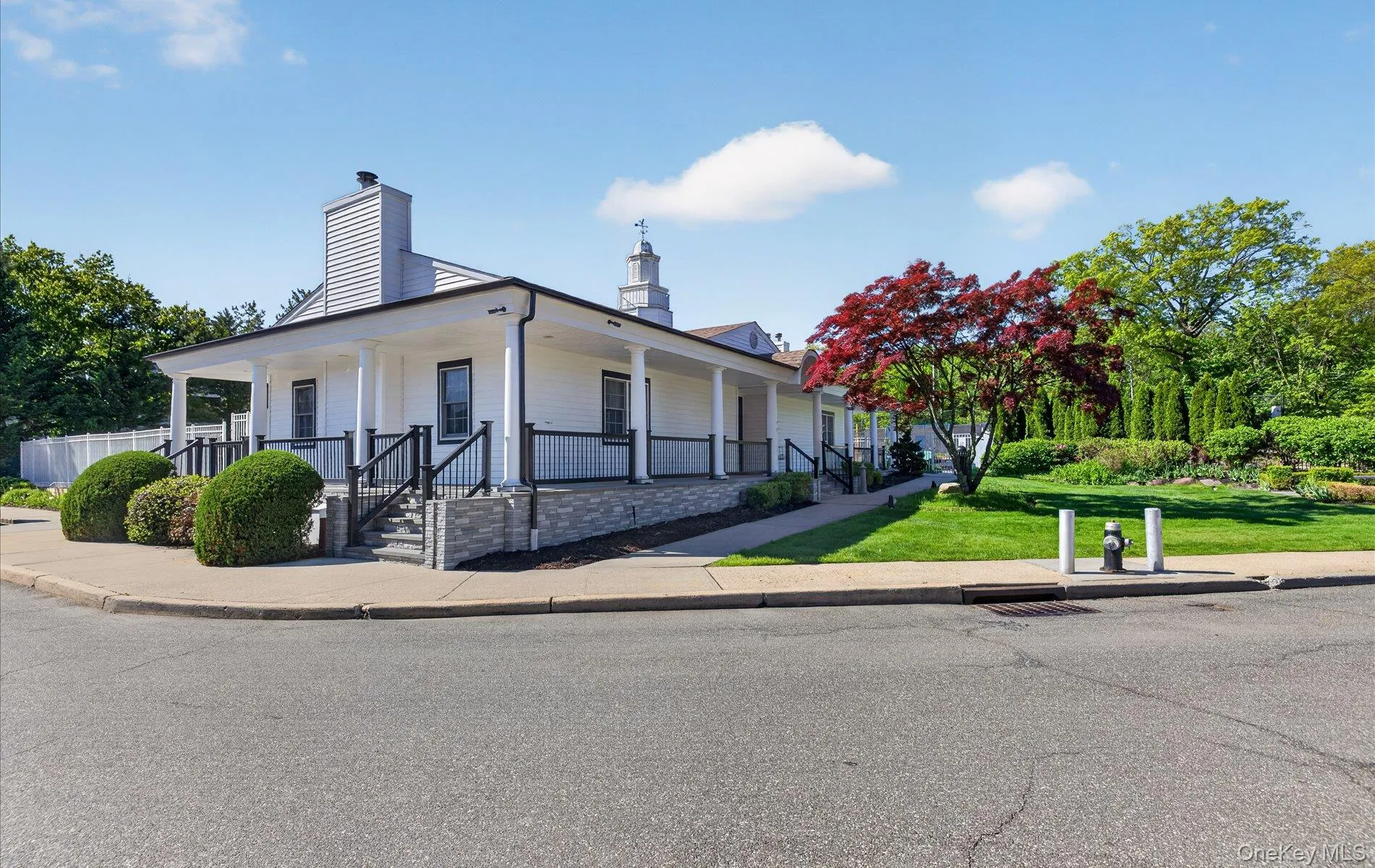 240-17 Oak Park Drive, New York, NY, 3 Bedrooms Bedrooms, 7 Rooms Rooms,3 BathroomsBathrooms,Residential,For Rent,Oak Park,0,1000363 240-17 Oak Park Drive, New York, NY, 3 Bedrooms Bedrooms, 7 Rooms Rooms,3 BathroomsBathrooms,Residential,For Rent,Oak Park,0,1000363