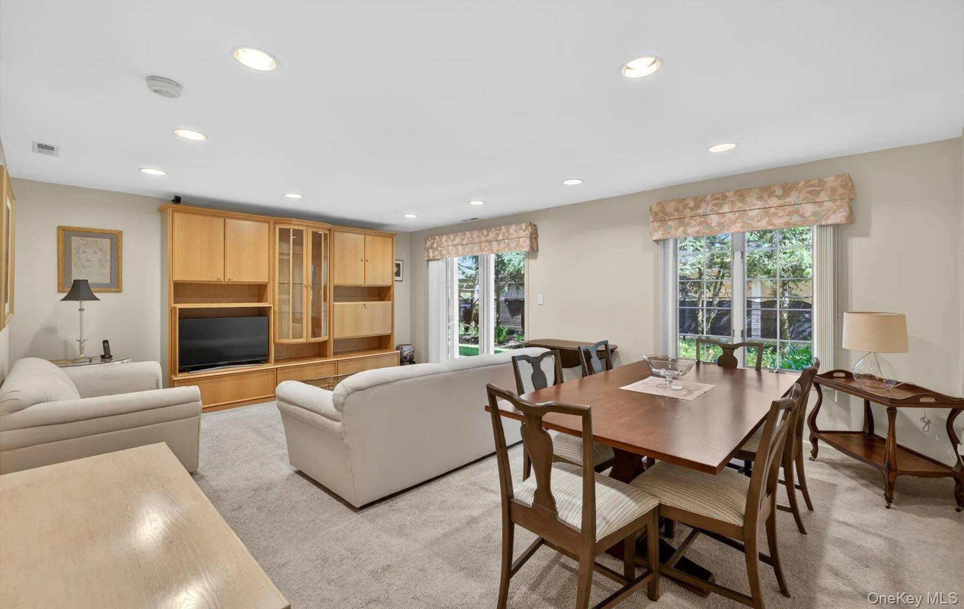 240-17 Oak Park Drive, New York, NY, 3 Bedrooms Bedrooms, 7 Rooms Rooms,3 BathroomsBathrooms,Residential,For Rent,Oak Park,0,1000363 240-17 Oak Park Drive, New York, NY, 3 Bedrooms Bedrooms, 7 Rooms Rooms,3 BathroomsBathrooms,Residential,For Rent,Oak Park,0,1000363