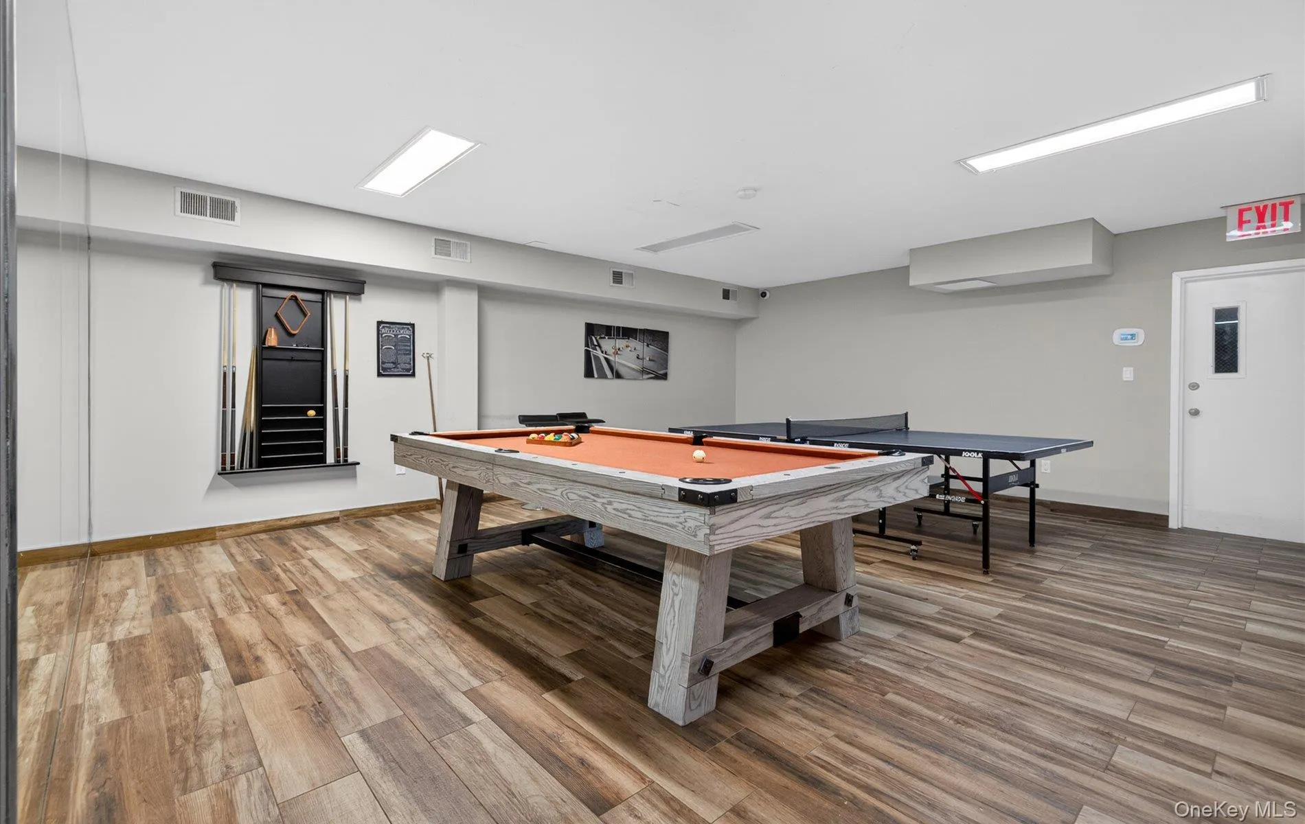 240-17 Oak Park Drive, New York, NY, 3 Bedrooms Bedrooms, 7 Rooms Rooms,3 BathroomsBathrooms,Residential,For Rent,Oak Park,0,1000363 240-17 Oak Park Drive, New York, NY, 3 Bedrooms Bedrooms, 7 Rooms Rooms,3 BathroomsBathrooms,Residential,For Rent,Oak Park,0,1000363