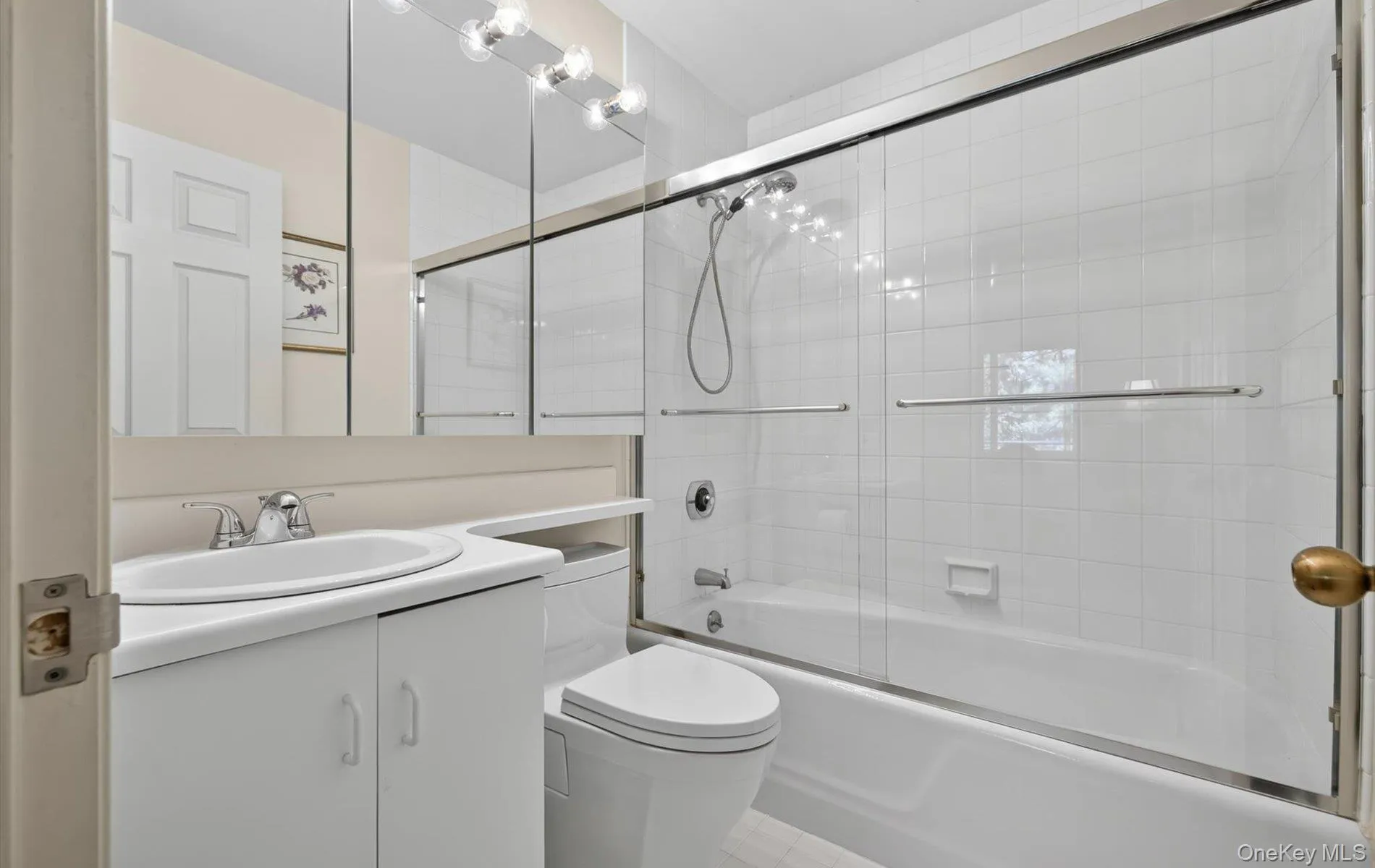 240-17 Oak Park Drive, New York, NY, 3 Bedrooms Bedrooms, 7 Rooms Rooms,3 BathroomsBathrooms,Residential,For Rent,Oak Park,0,1000363 240-17 Oak Park Drive, New York, NY, 3 Bedrooms Bedrooms, 7 Rooms Rooms,3 BathroomsBathrooms,Residential,For Rent,Oak Park,0,1000363