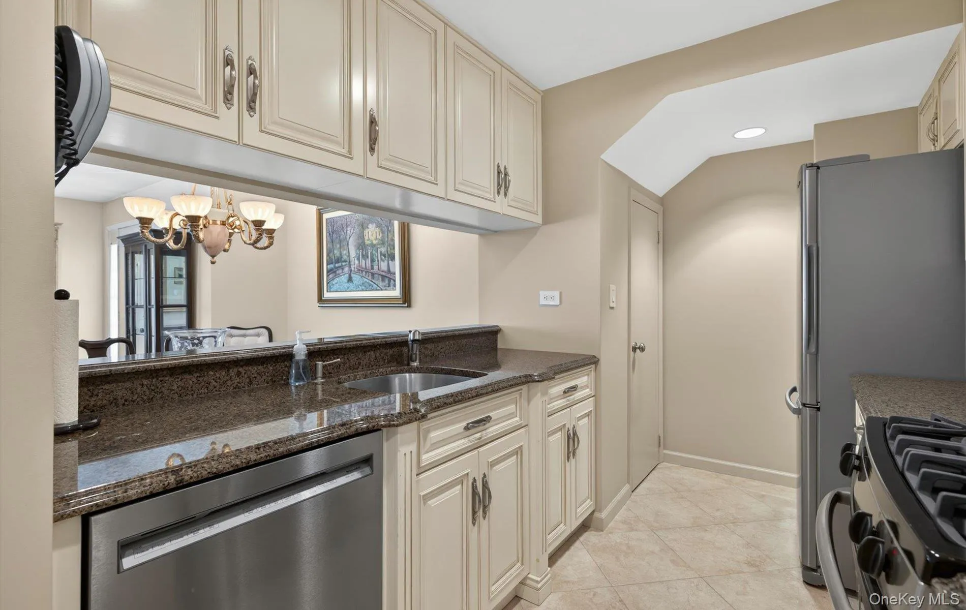 240-17 Oak Park Drive, New York, NY, 3 Bedrooms Bedrooms, 7 Rooms Rooms,3 BathroomsBathrooms,Residential,For Rent,Oak Park,0,1000363 240-17 Oak Park Drive, New York, NY, 3 Bedrooms Bedrooms, 7 Rooms Rooms,3 BathroomsBathrooms,Residential,For Rent,Oak Park,0,1000363