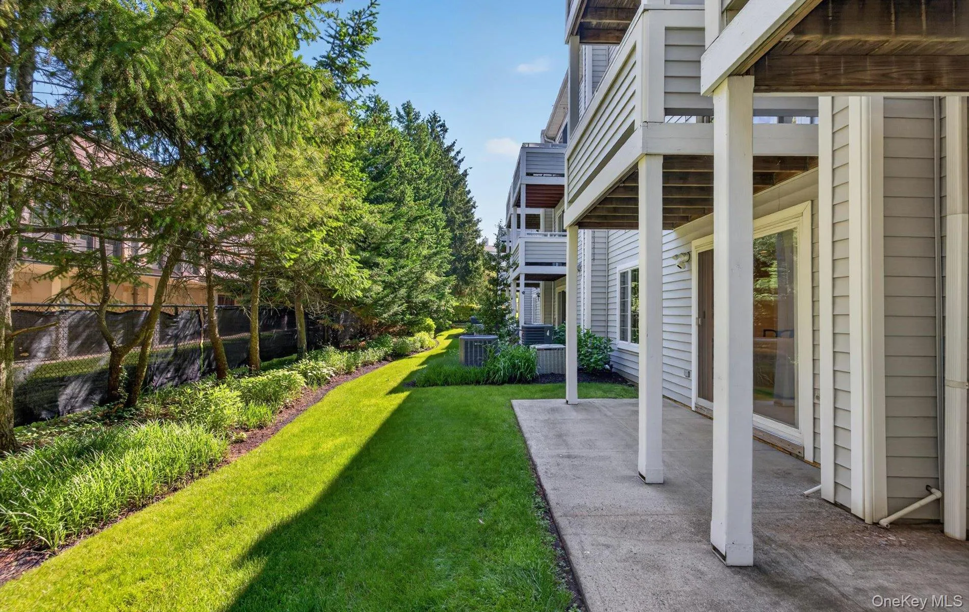 240-17 Oak Park Drive, New York, NY, 3 Bedrooms Bedrooms, 7 Rooms Rooms,3 BathroomsBathrooms,Residential,For Rent,Oak Park,0,1000363 240-17 Oak Park Drive, New York, NY, 3 Bedrooms Bedrooms, 7 Rooms Rooms,3 BathroomsBathrooms,Residential,For Rent,Oak Park,0,1000363