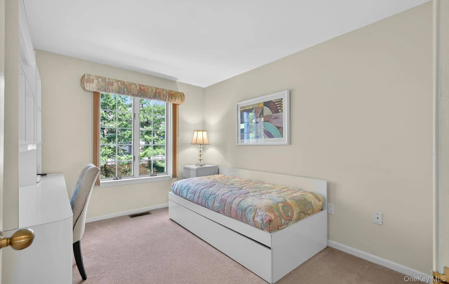 240-17 Oak Park Drive, New York, NY, 3 Bedrooms Bedrooms, 7 Rooms Rooms,3 BathroomsBathrooms,Residential,For Rent,Oak Park,0,1000363 240-17 Oak Park Drive, New York, NY, 3 Bedrooms Bedrooms, 7 Rooms Rooms,3 BathroomsBathrooms,Residential,For Rent,Oak Park,0,1000363
