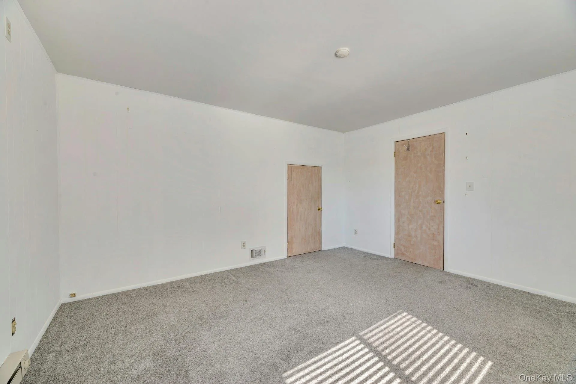 367 Seabreeze Court, Brookhaven, NY, 2 Bedrooms Bedrooms, 7 Rooms Rooms,2 BathroomsBathrooms,Residential Lease,For Rent,Seabreeze,0,1000364 367 Seabreeze Court, Brookhaven, NY, 2 Bedrooms Bedrooms, 7 Rooms Rooms,2 BathroomsBathrooms,Residential Lease,For Rent,Seabreeze,0,1000364
