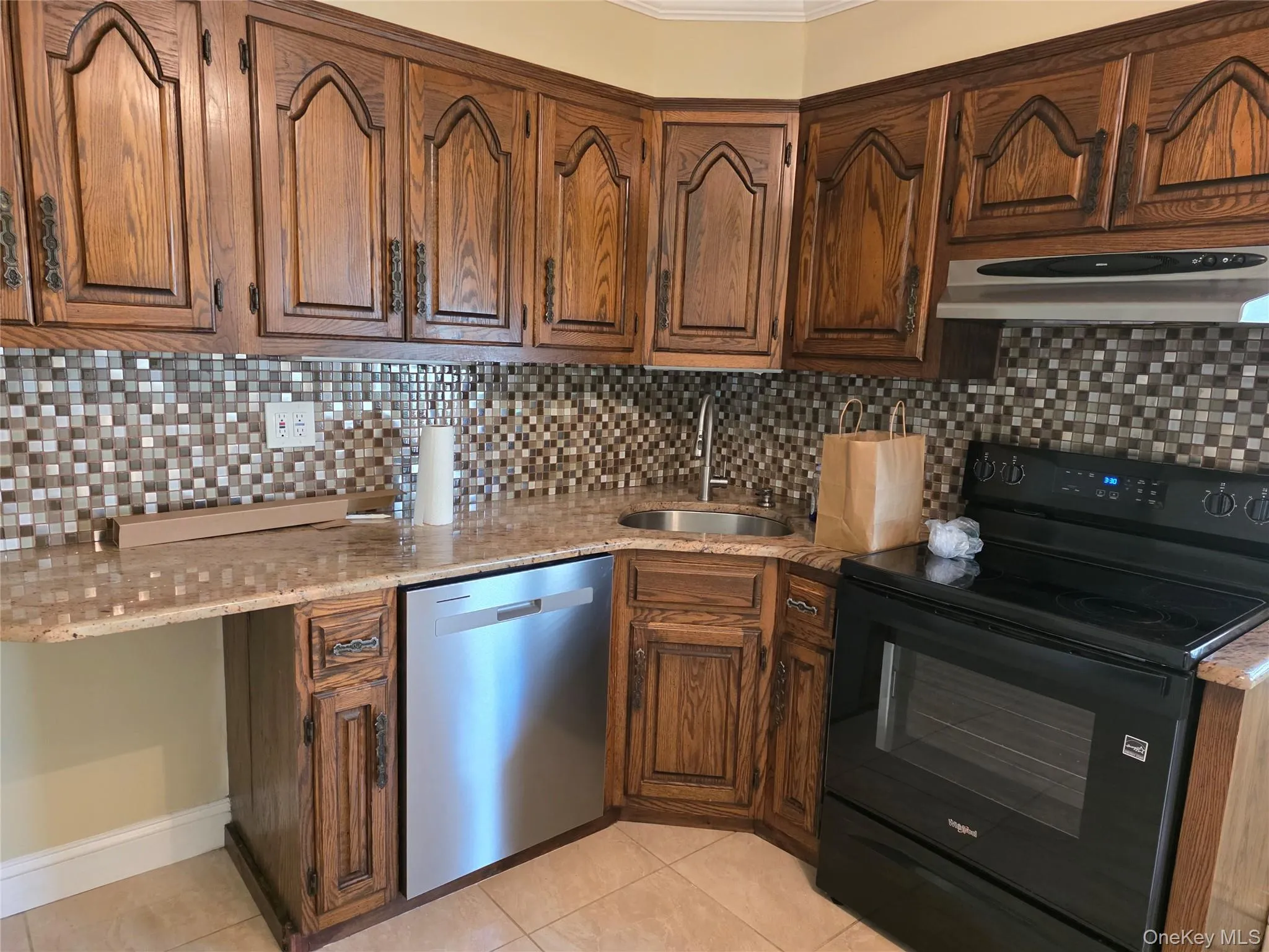 68 Summer Lane, Oyster Bay, NY, 4 Bedrooms Bedrooms, 6 Rooms Rooms,1 BathroomBathrooms,Residential Lease,For Rent,Summer,0,1000365 68 Summer Lane, Oyster Bay, NY, 4 Bedrooms Bedrooms, 6 Rooms Rooms,1 BathroomBathrooms,Residential Lease,For Rent,Summer,0,1000365