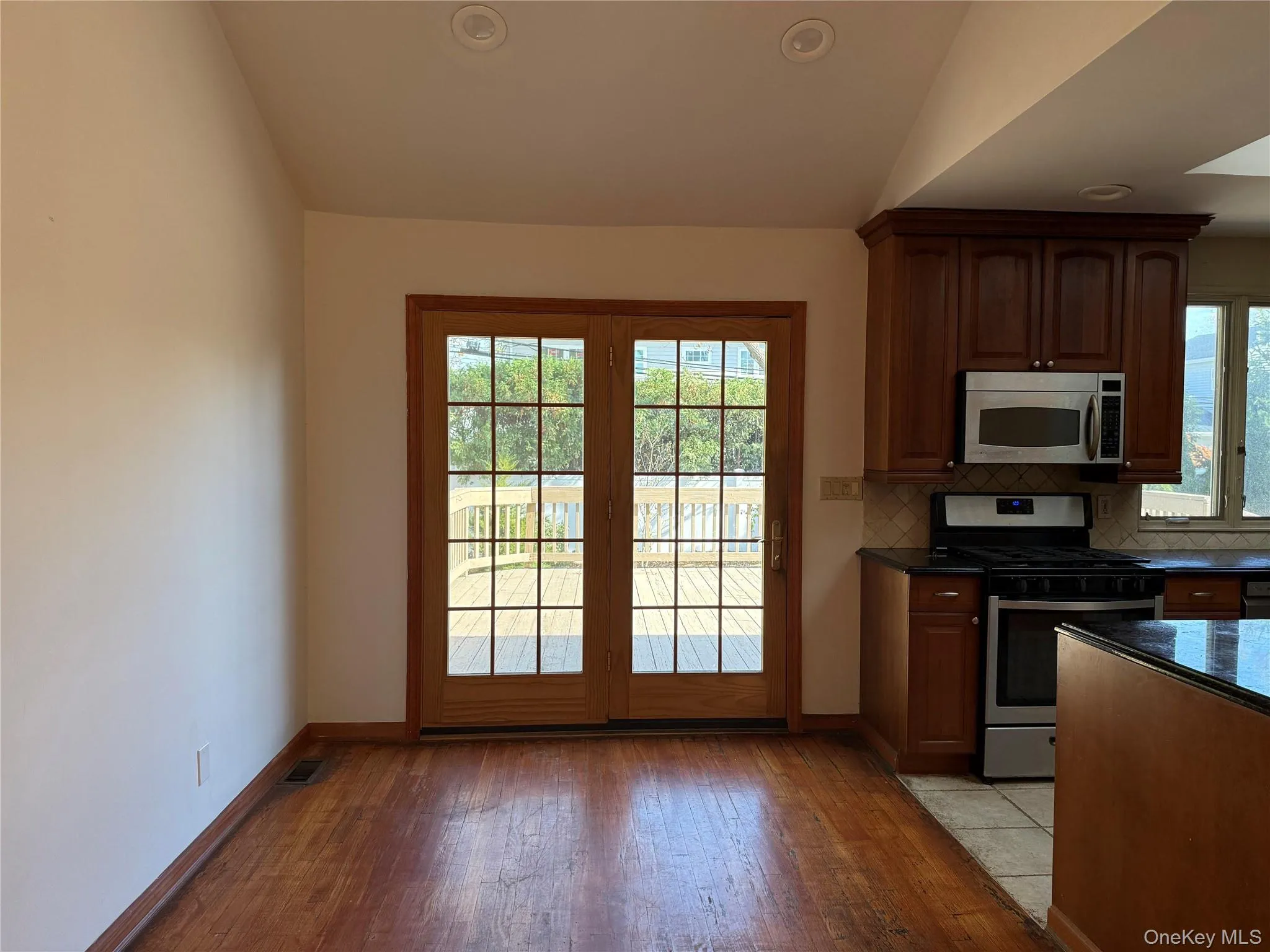 11 Syosset Circle, Oyster Bay, NY, 3 Bedrooms Bedrooms, 8 Rooms Rooms,1 BathroomBathrooms,Residential Lease,For Rent,Syosset,0,1000369 11 Syosset Circle, Oyster Bay, NY, 3 Bedrooms Bedrooms, 8 Rooms Rooms,1 BathroomBathrooms,Residential Lease,For Rent,Syosset,0,1000369