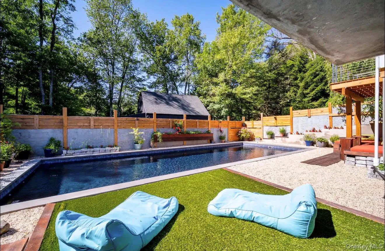 270 Bull Mill Road, Chester Town, NY, 4 Bedrooms Bedrooms, 12 Rooms Rooms,3 BathroomsBathrooms,Residential,For Rent,Bull Mill,0,1000373 270 Bull Mill Road, Chester Town, NY, 4 Bedrooms Bedrooms, 12 Rooms Rooms,3 BathroomsBathrooms,Residential,For Rent,Bull Mill,0,1000373
