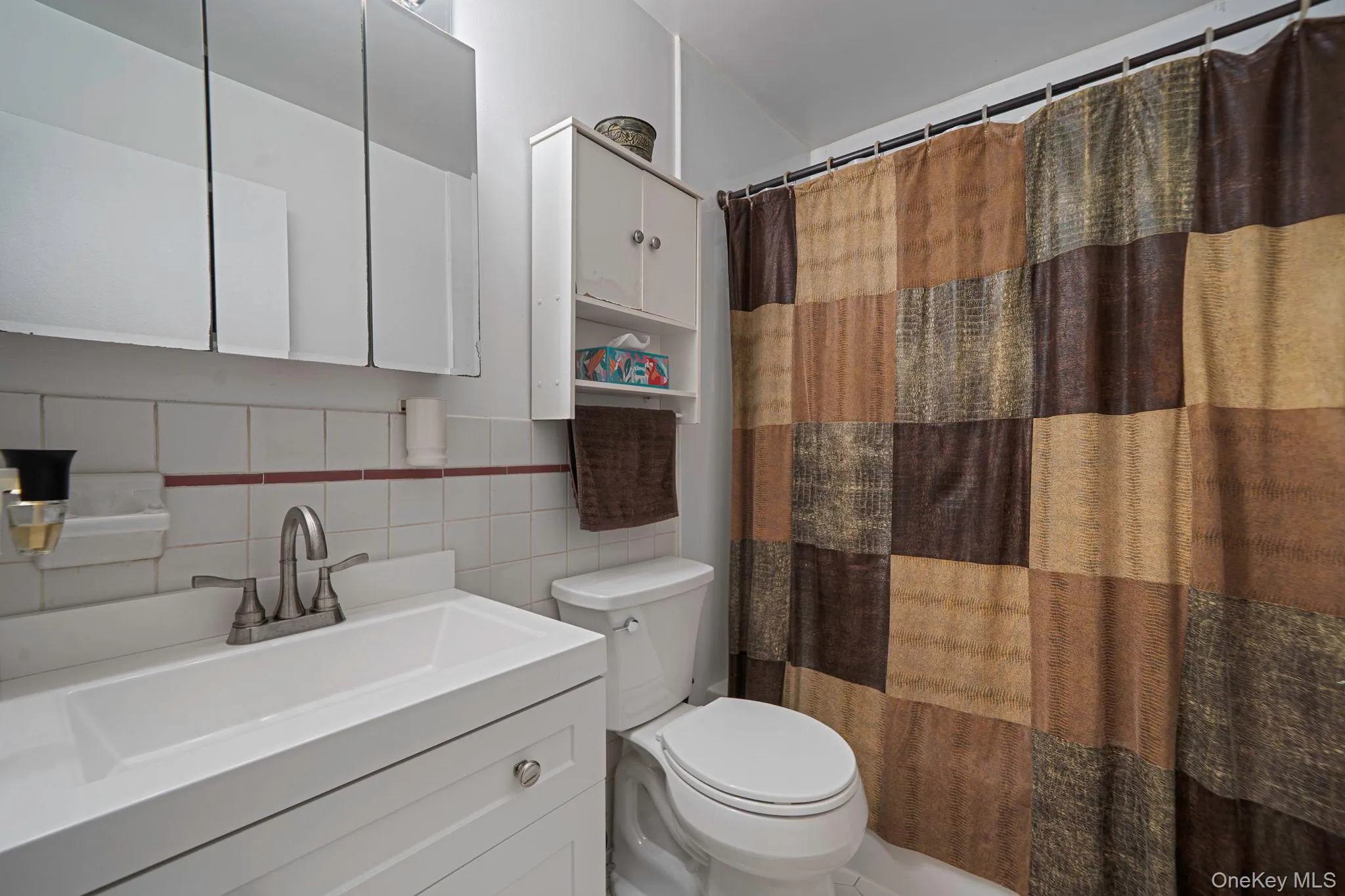 15 Peters Lane, Brookhaven, NY, 4 Bedrooms Bedrooms, 9 Rooms Rooms,2 BathroomsBathrooms,Residential,For Rent,Peters,0,1000382 15 Peters Lane, Brookhaven, NY, 4 Bedrooms Bedrooms, 9 Rooms Rooms,2 BathroomsBathrooms,Residential,For Rent,Peters,0,1000382