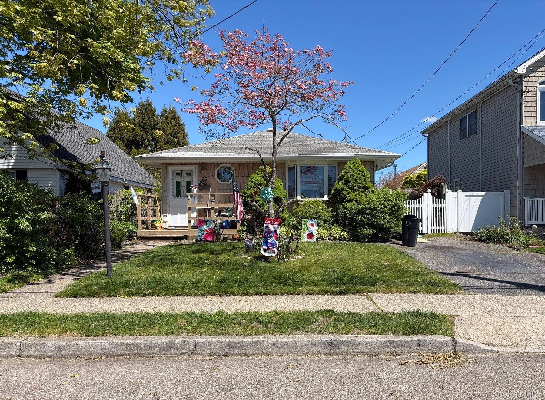 15 Jackson Avenue, Babylon, NY, 3 Bedrooms Bedrooms, 6 Rooms Rooms,1 BathroomBathrooms,Residential Sale,For Rent,Jackson,0,1000383 15 Jackson Avenue, Babylon, NY, 3 Bedrooms Bedrooms, 6 Rooms Rooms,1 BathroomBathrooms,Residential Sale,For Rent,Jackson,0,1000383