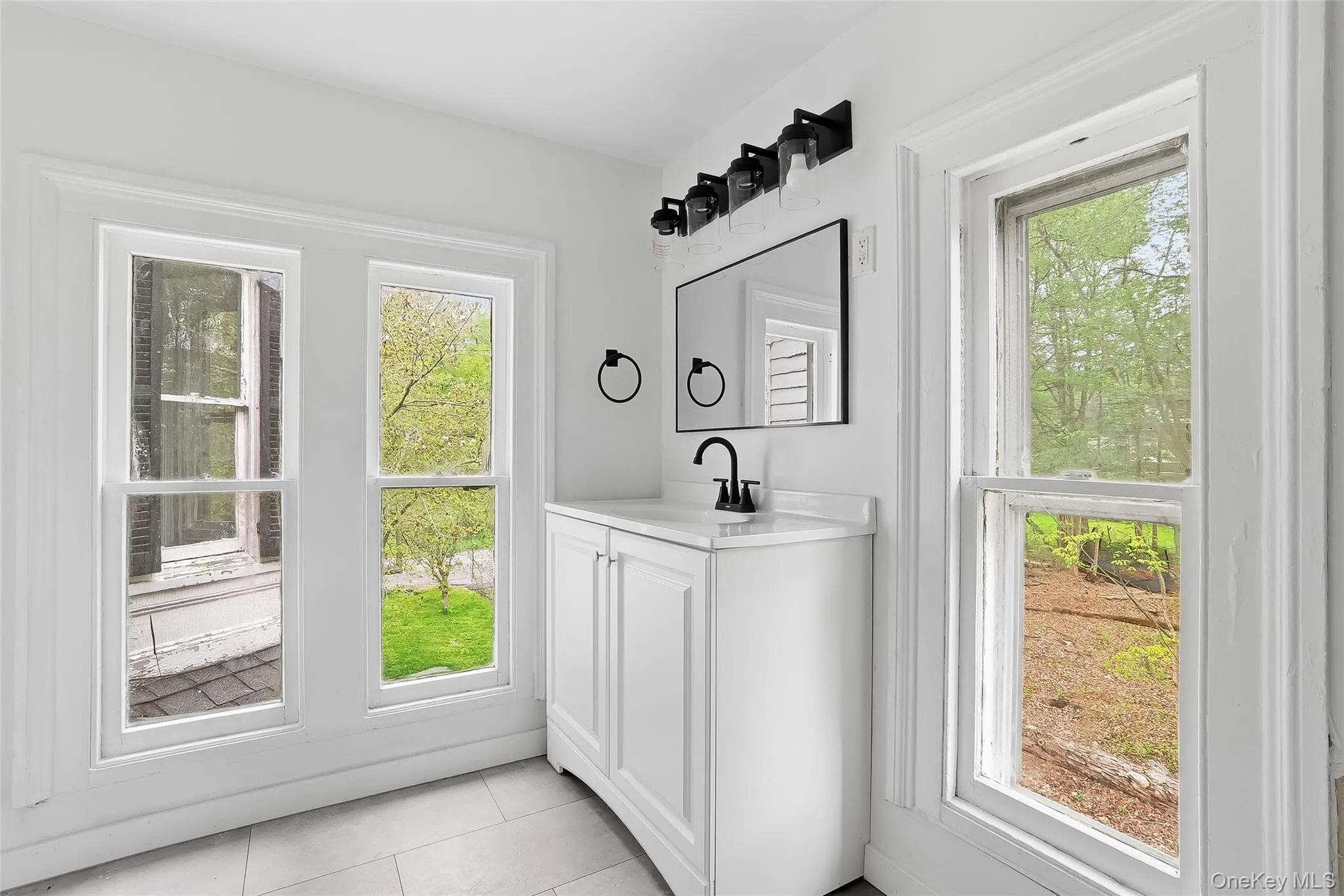15 Ladentown Road, Ramapo, NY, 4 Bedrooms Bedrooms, 7 Rooms Rooms,1 BathroomBathrooms,Residential Lease,For Rent,Ladentown,0,1000384 15 Ladentown Road, Ramapo, NY, 4 Bedrooms Bedrooms, 7 Rooms Rooms,1 BathroomBathrooms,Residential Lease,For Rent,Ladentown,0,1000384