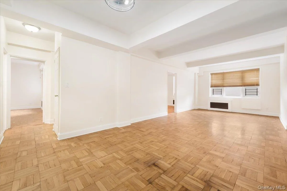 2 Sadore Lane, Yonkers, NY, 2 Bedrooms Bedrooms, 4 Rooms Rooms,1 BathroomBathrooms,Residential,For Rent,Sadore,0,1000386 2 Sadore Lane, Yonkers, NY, 2 Bedrooms Bedrooms, 4 Rooms Rooms,1 BathroomBathrooms,Residential,For Rent,Sadore,0,1000386