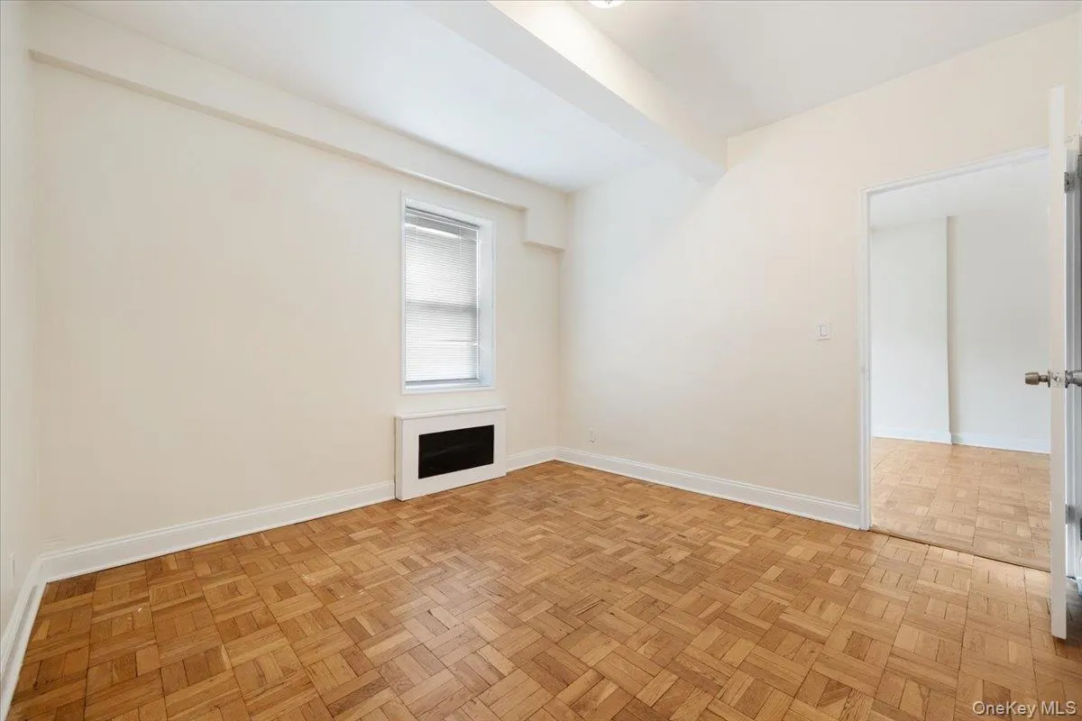 2 Sadore Lane, Yonkers, NY, 2 Bedrooms Bedrooms, 4 Rooms Rooms,1 BathroomBathrooms,Residential,For Rent,Sadore,0,1000386 2 Sadore Lane, Yonkers, NY, 2 Bedrooms Bedrooms, 4 Rooms Rooms,1 BathroomBathrooms,Residential,For Rent,Sadore,0,1000386