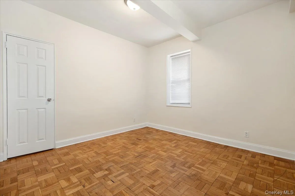 2 Sadore Lane, Yonkers, NY, 2 Bedrooms Bedrooms, 4 Rooms Rooms,1 BathroomBathrooms,Residential,For Rent,Sadore,0,1000386 2 Sadore Lane, Yonkers, NY, 2 Bedrooms Bedrooms, 4 Rooms Rooms,1 BathroomBathrooms,Residential,For Rent,Sadore,0,1000386