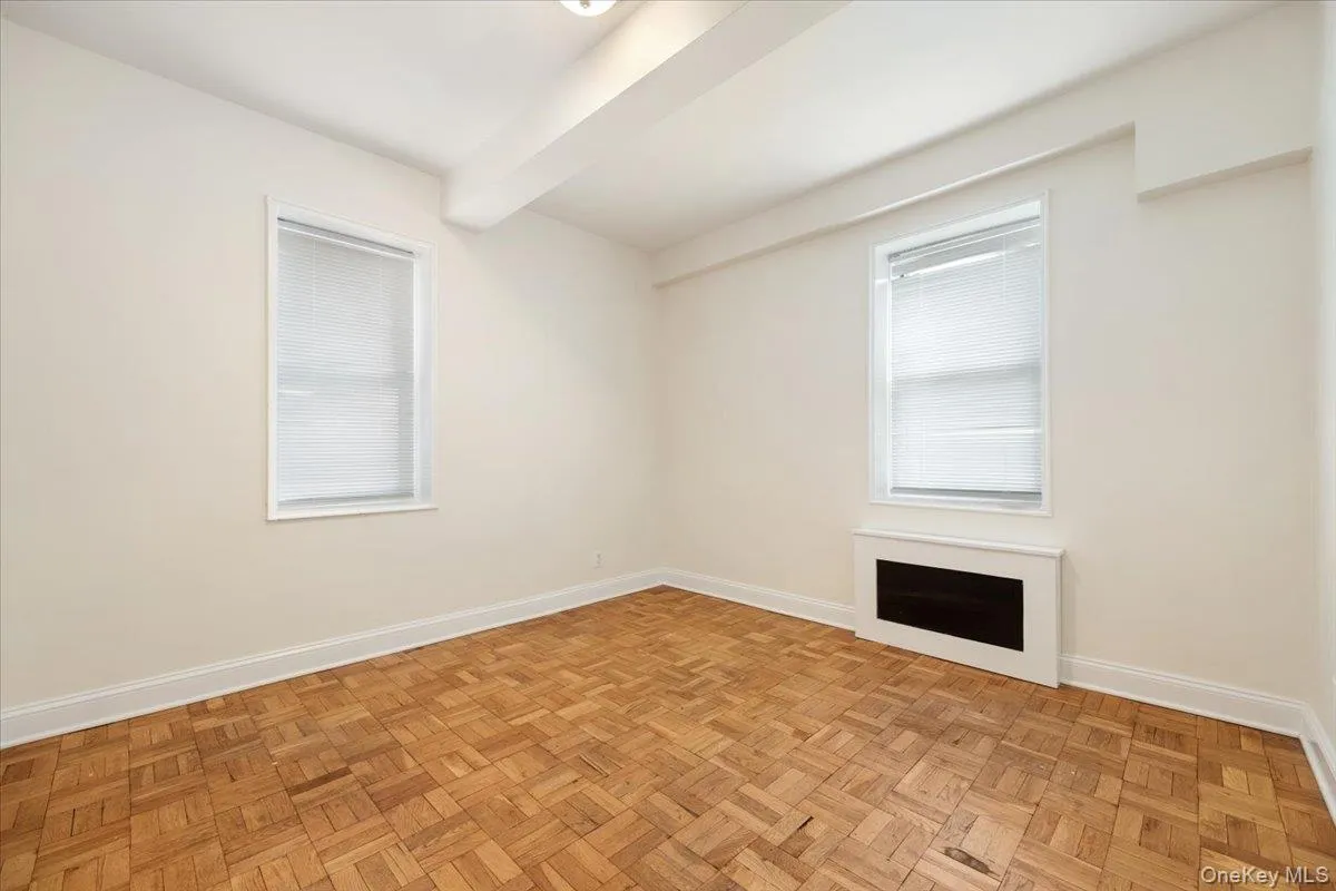 2 Sadore Lane, Yonkers, NY, 2 Bedrooms Bedrooms, 4 Rooms Rooms,1 BathroomBathrooms,Residential,For Rent,Sadore,0,1000386 2 Sadore Lane, Yonkers, NY, 2 Bedrooms Bedrooms, 4 Rooms Rooms,1 BathroomBathrooms,Residential,For Rent,Sadore,0,1000386