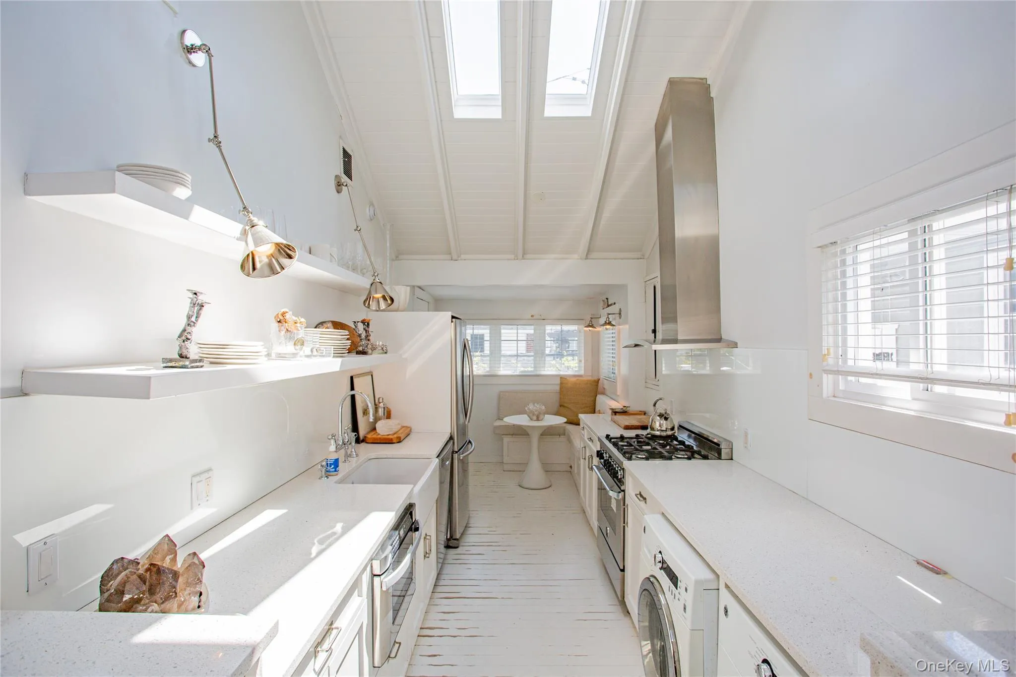 16 June Walk, Long Beach, NY, 3 Bedrooms Bedrooms, 6 Rooms Rooms,1 BathroomBathrooms,Residential Lease,For Rent,June,0,1000387 16 June Walk, Long Beach, NY, 3 Bedrooms Bedrooms, 6 Rooms Rooms,1 BathroomBathrooms,Residential Lease,For Rent,June,0,1000387