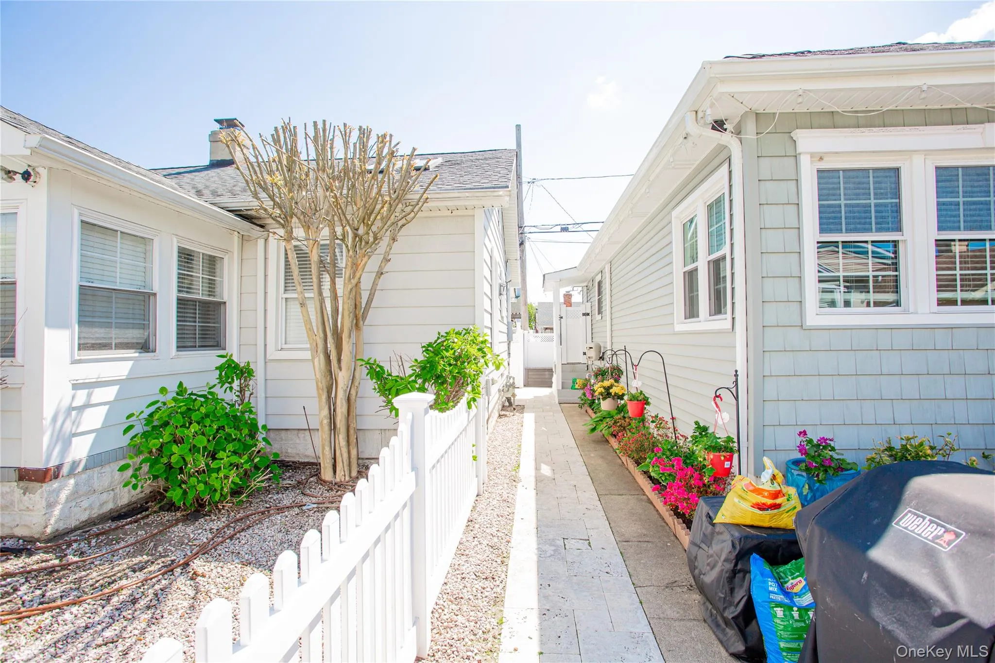 16 June Walk, Long Beach, NY, 3 Bedrooms Bedrooms, 6 Rooms Rooms,1 BathroomBathrooms,Residential Lease,For Rent,June,0,1000387 16 June Walk, Long Beach, NY, 3 Bedrooms Bedrooms, 6 Rooms Rooms,1 BathroomBathrooms,Residential Lease,For Rent,June,0,1000387