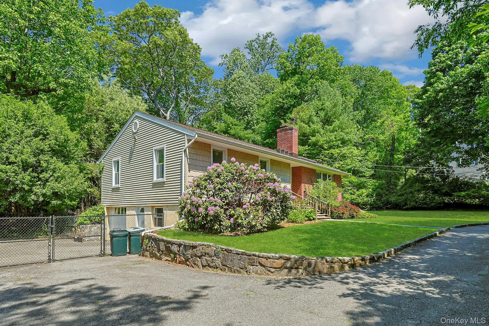 24 Virginia Lane, Mount Pleasant, NY, 3 Bedrooms Bedrooms, 6 Rooms Rooms,1 BathroomBathrooms,Residential,For Rent,Virginia,0,1000393 24 Virginia Lane, Mount Pleasant, NY, 3 Bedrooms Bedrooms, 6 Rooms Rooms,1 BathroomBathrooms,Residential,For Rent,Virginia,0,1000393