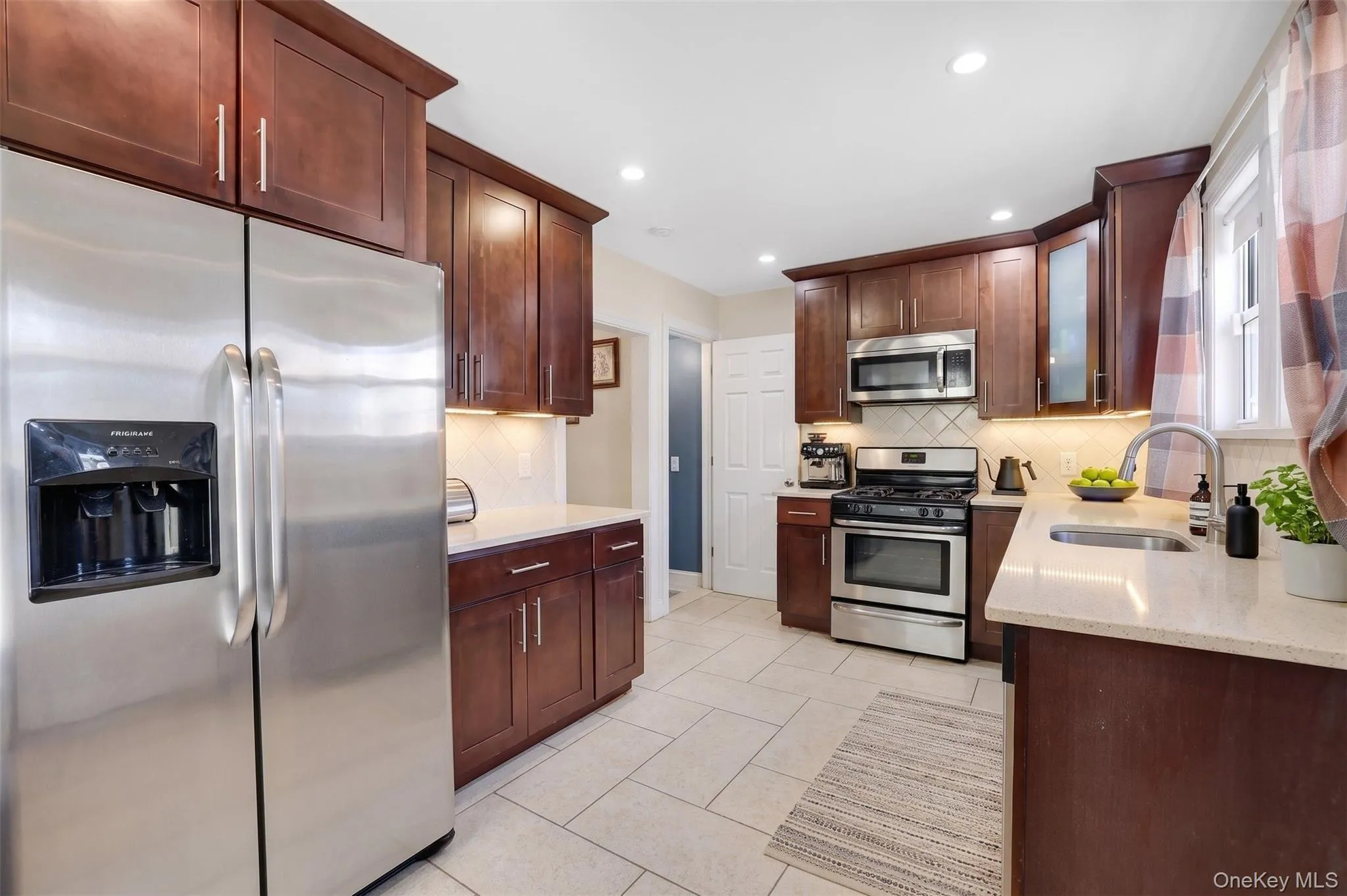 225-25 106th Avenue, New York, NY, 3 Bedrooms Bedrooms, 8 Rooms Rooms,1 BathroomBathrooms,Residential,For Rent,106th,0,1000397 225-25 106th Avenue, New York, NY, 3 Bedrooms Bedrooms, 8 Rooms Rooms,1 BathroomBathrooms,Residential,For Rent,106th,0,1000397