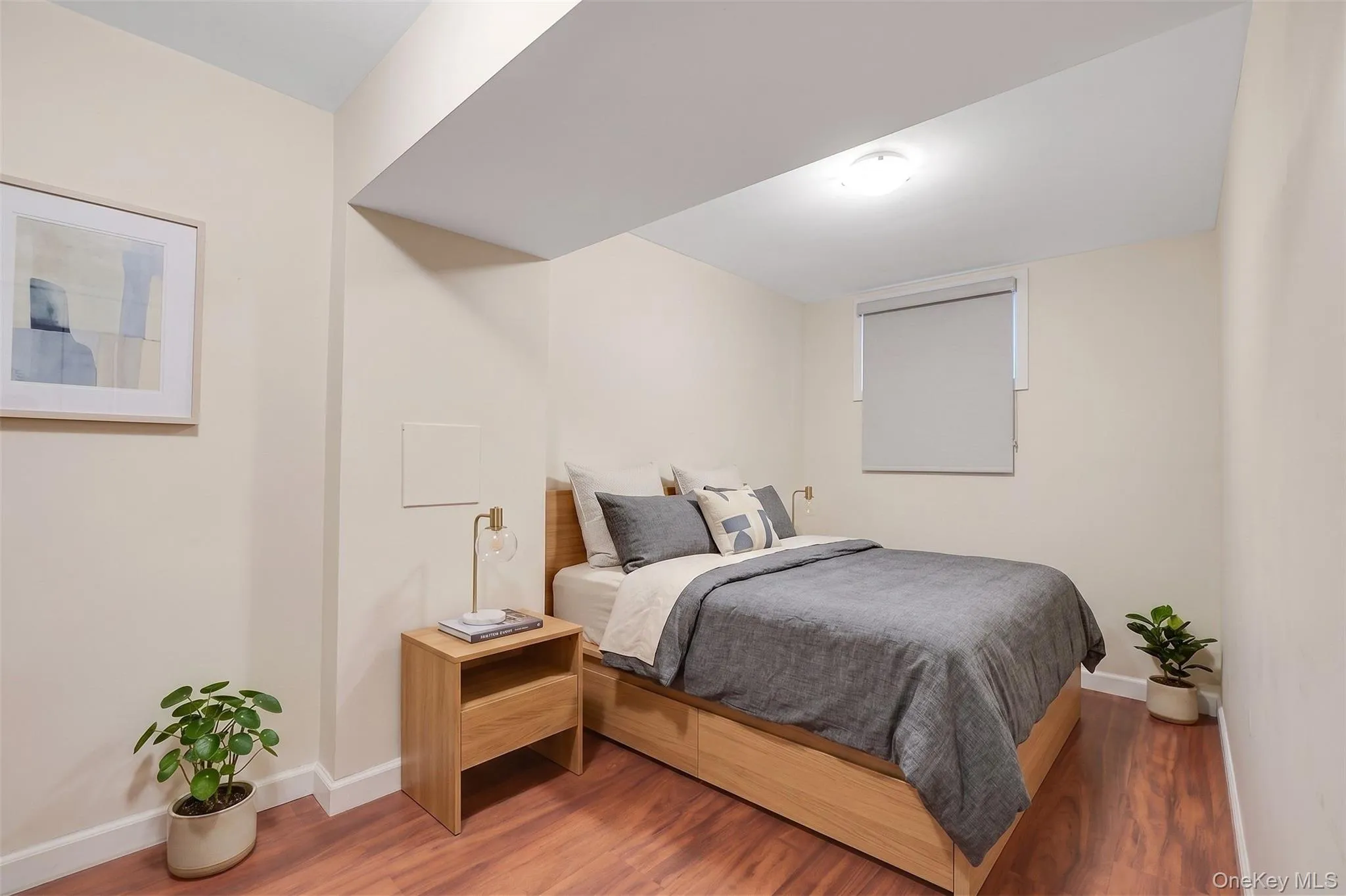 225-25 106th Avenue, New York, NY, 3 Bedrooms Bedrooms, 8 Rooms Rooms,1 BathroomBathrooms,Residential,For Rent,106th,0,1000397 225-25 106th Avenue, New York, NY, 3 Bedrooms Bedrooms, 8 Rooms Rooms,1 BathroomBathrooms,Residential,For Rent,106th,0,1000397