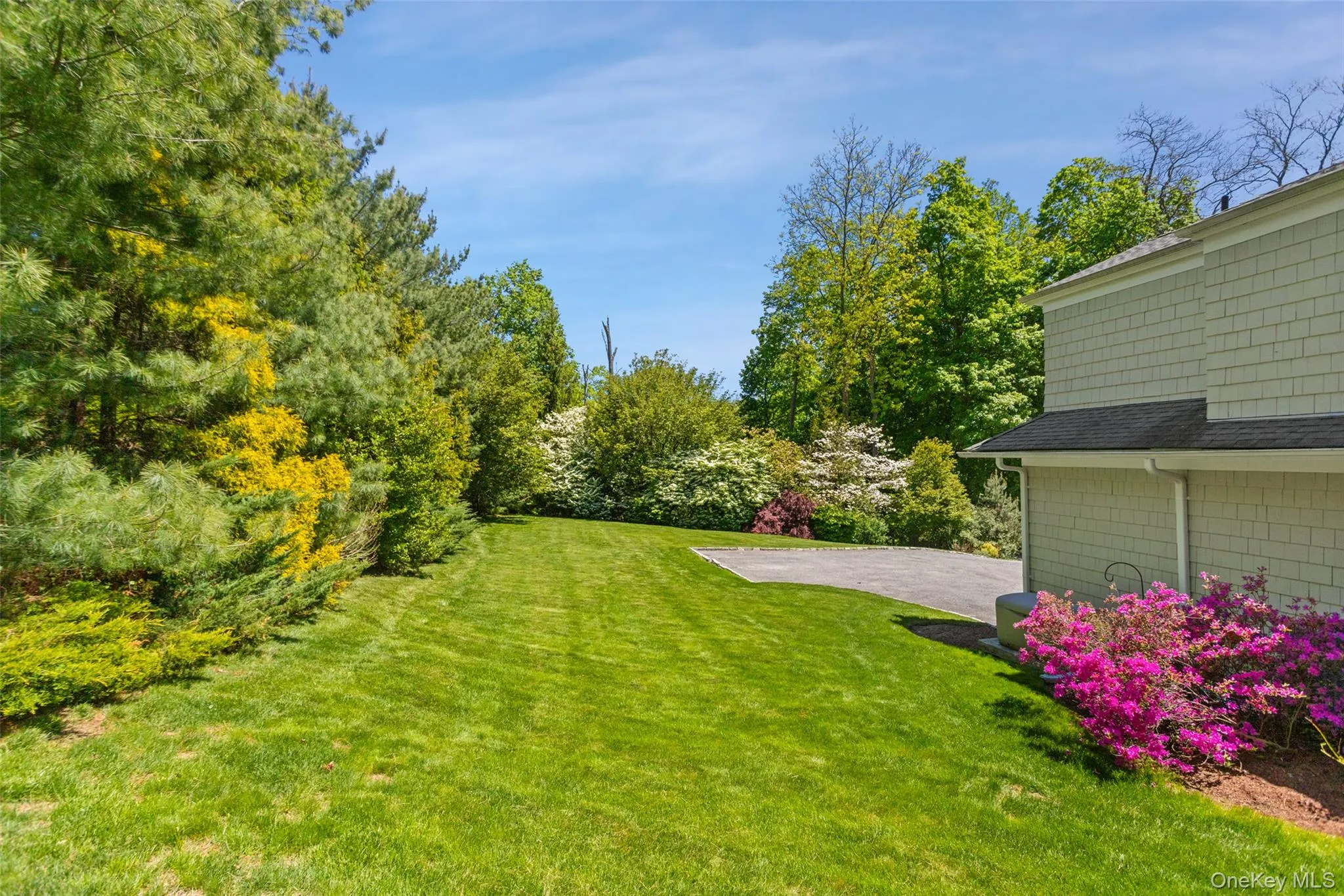 9 South Road, Bedford, NY, 4 Bedrooms Bedrooms, 9 Rooms Rooms,4 BathroomsBathrooms,Residential,For Rent,South,0,1000399 9 South Road, Bedford, NY, 4 Bedrooms Bedrooms, 9 Rooms Rooms,4 BathroomsBathrooms,Residential,For Rent,South,0,1000399