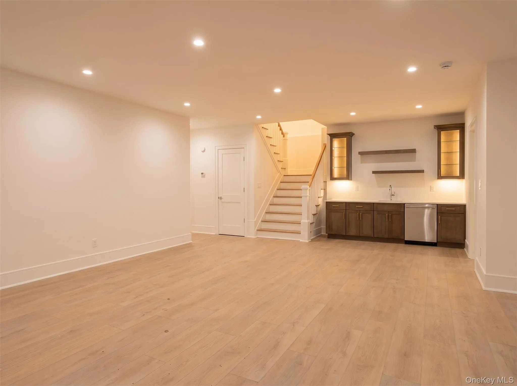 78 Meeting House Road, Southampton, NY, 6 Bedrooms Bedrooms, 14 Rooms Rooms,8 BathroomsBathrooms,Residential,For Rent,Meeting House,0,1000400 78 Meeting House Road, Southampton, NY, 6 Bedrooms Bedrooms, 14 Rooms Rooms,8 BathroomsBathrooms,Residential,For Rent,Meeting House,0,1000400