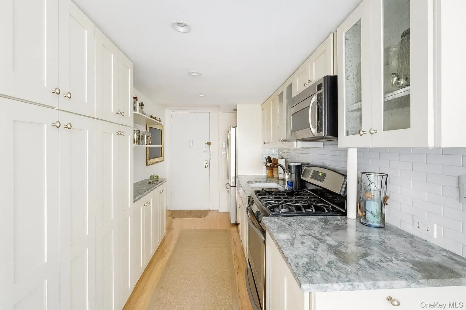 252 w 21 St, New York, NY, 1 Bedroom Bedrooms, 4 Rooms Rooms,1 BathroomBathrooms,Residential,For Rent,w 21 St,0,1000403 252 w 21 St, New York, NY, 1 Bedroom Bedrooms, 4 Rooms Rooms,1 BathroomBathrooms,Residential,For Rent,w 21 St,0,1000403