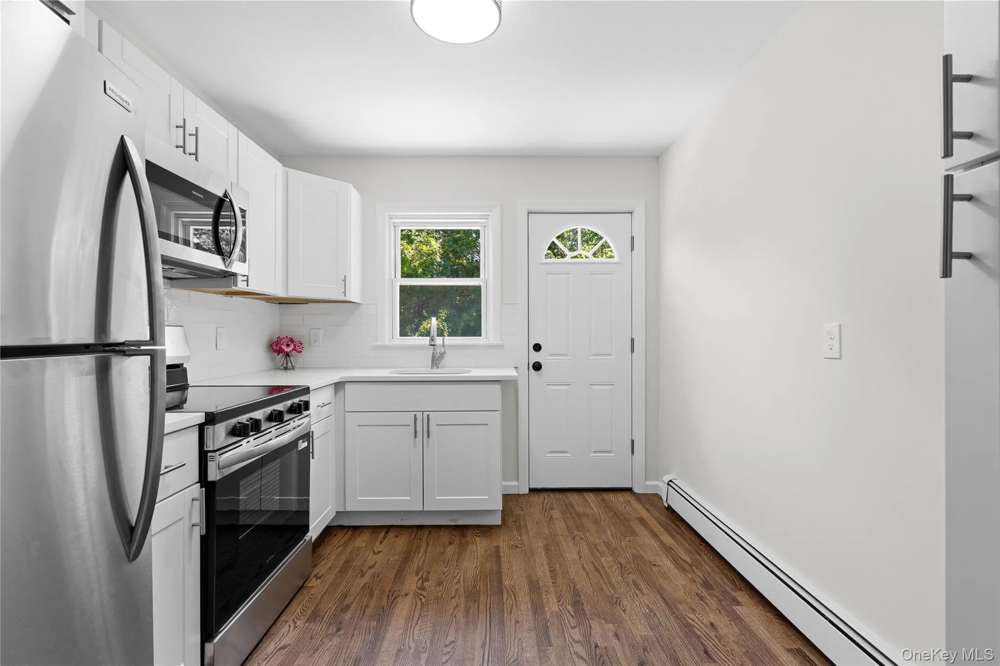 Renovated Kitchen with Quartzite Renovated Kitchen with Quartzite
