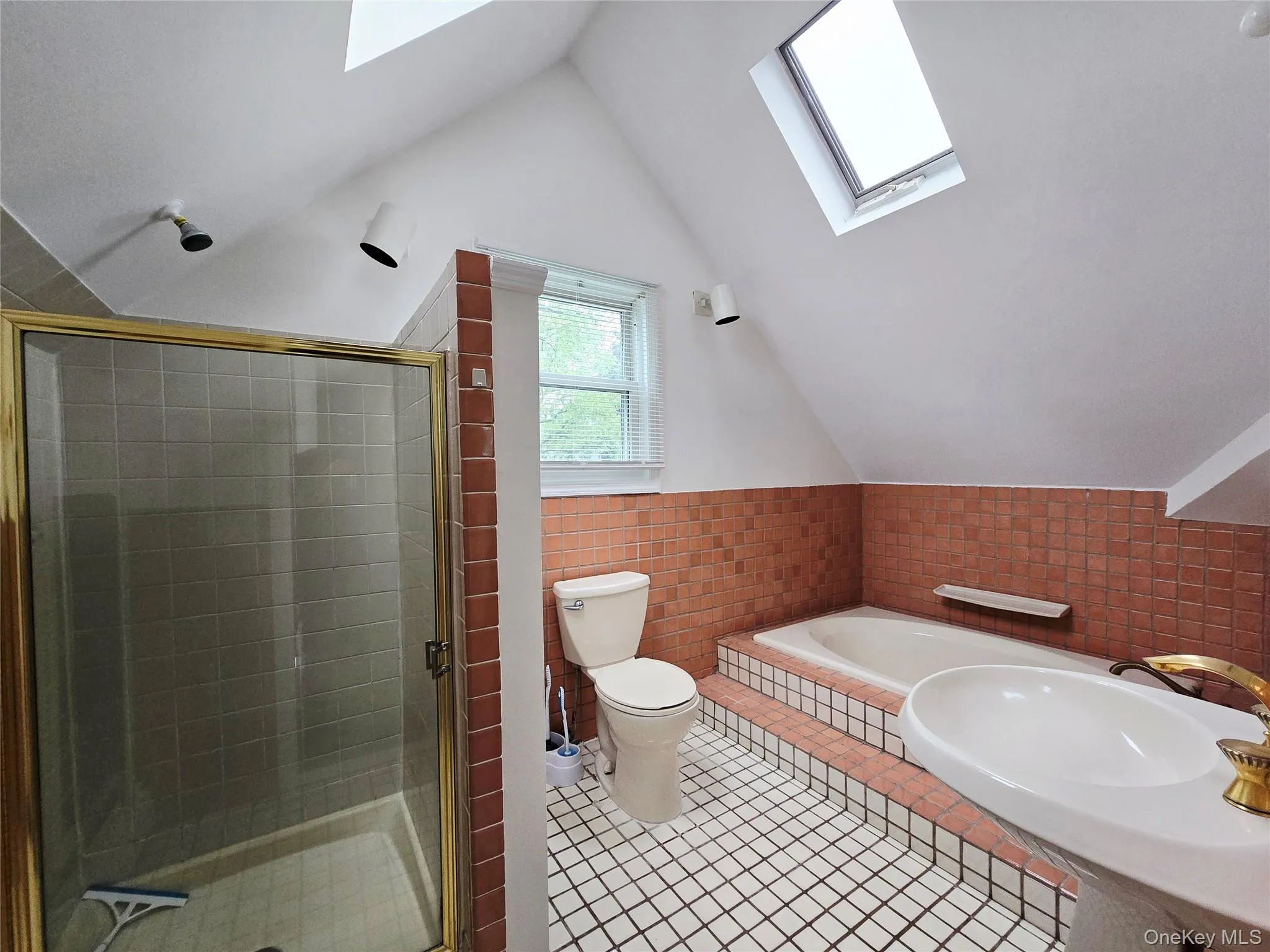 52 Mist Lane, Hempstead, NY, 4 Bedrooms Bedrooms, 8 Rooms Rooms,2 BathroomsBathrooms,Residential Lease,For Rent,Mist,0,1000410 52 Mist Lane, Hempstead, NY, 4 Bedrooms Bedrooms, 8 Rooms Rooms,2 BathroomsBathrooms,Residential Lease,For Rent,Mist,0,1000410