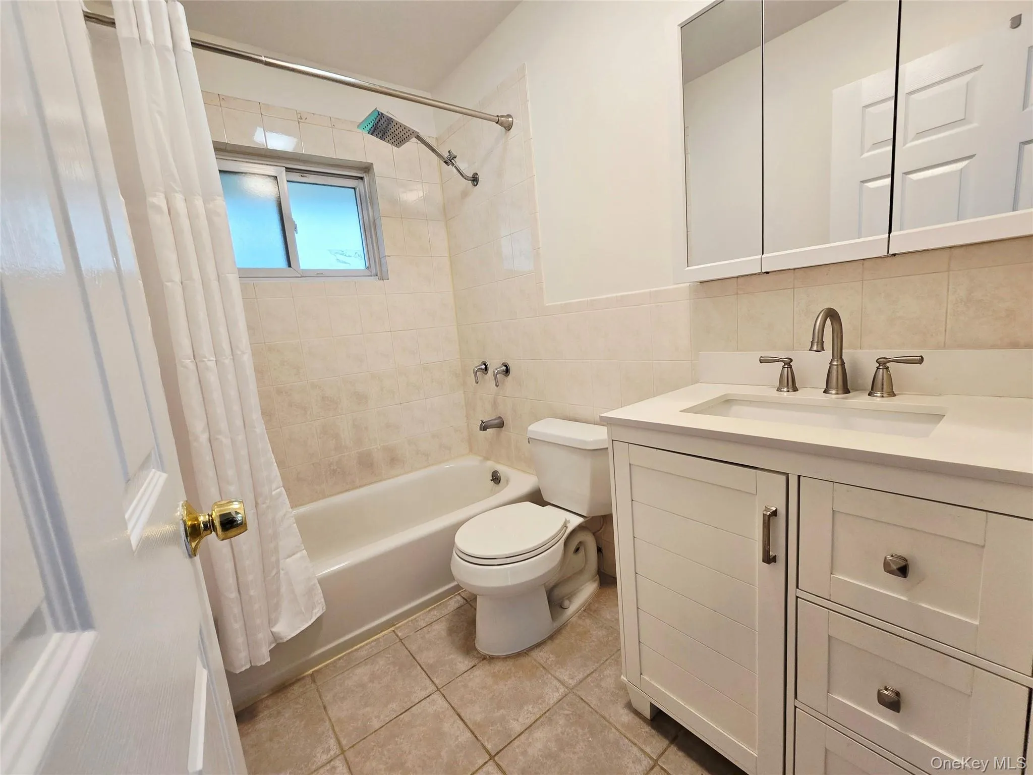 52 Mist Lane, Hempstead, NY, 4 Bedrooms Bedrooms, 8 Rooms Rooms,2 BathroomsBathrooms,Residential Lease,For Rent,Mist,0,1000410 52 Mist Lane, Hempstead, NY, 4 Bedrooms Bedrooms, 8 Rooms Rooms,2 BathroomsBathrooms,Residential Lease,For Rent,Mist,0,1000410