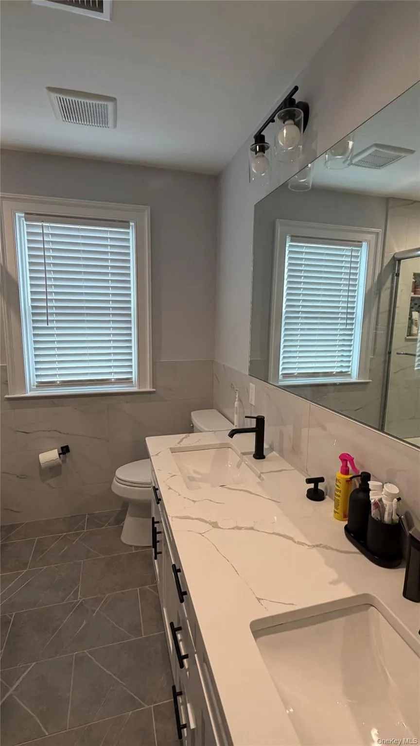 172 Lakeview Avenue, Harrison, NY, 5 Bedrooms Bedrooms, 12 Rooms Rooms,3 BathroomsBathrooms,Residential Lease,For Rent,Lakeview,0,1000417 172 Lakeview Avenue, Harrison, NY, 5 Bedrooms Bedrooms, 12 Rooms Rooms,3 BathroomsBathrooms,Residential Lease,For Rent,Lakeview,0,1000417