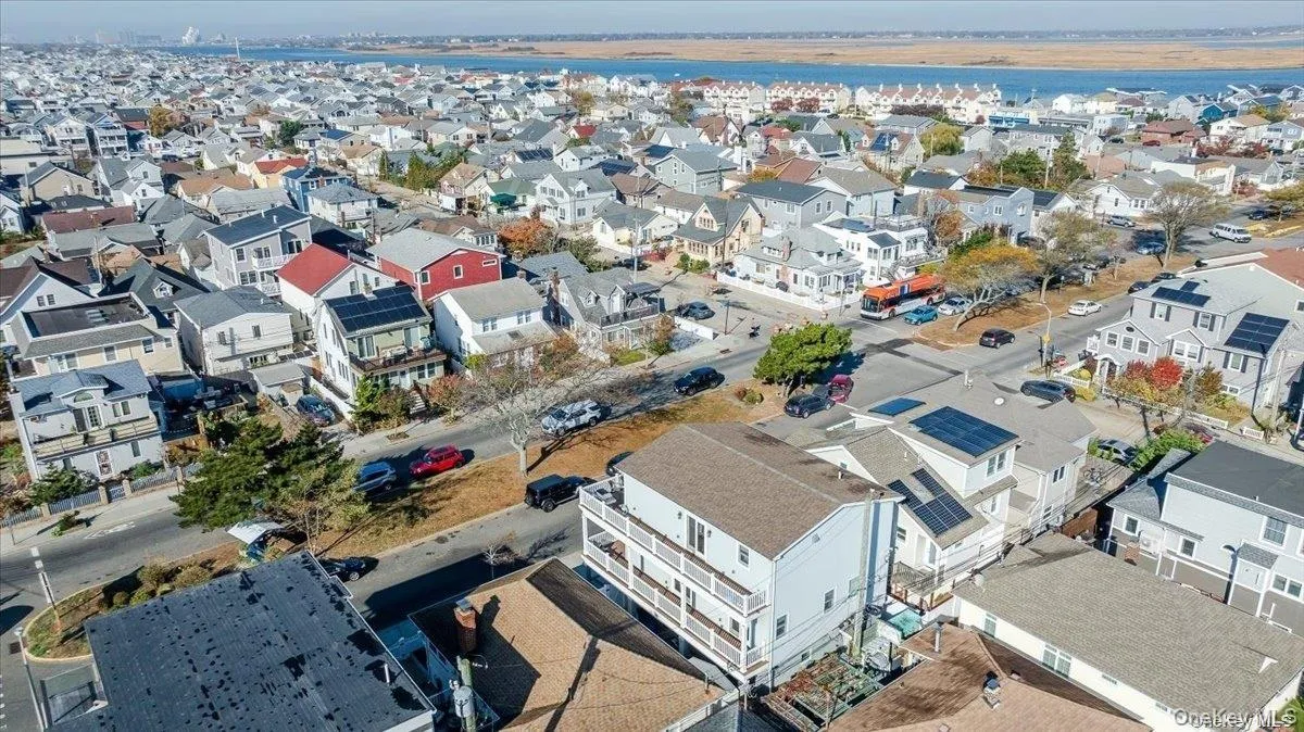 206 Grand Boulevard, Long Beach, NY, 3 Bedrooms Bedrooms, 7 Rooms Rooms,2 BathroomsBathrooms,Residential Lease,For Rent,Grand,0,1000420 206 Grand Boulevard, Long Beach, NY, 3 Bedrooms Bedrooms, 7 Rooms Rooms,2 BathroomsBathrooms,Residential Lease,For Rent,Grand,0,1000420
