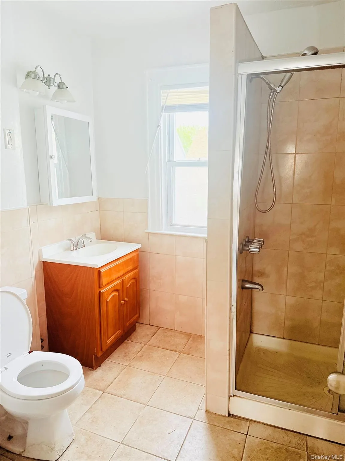 111-41 202nd Street, New York, NY, 3 Bedrooms Bedrooms, 5 Rooms Rooms,1 BathroomBathrooms,Residential Lease,For Rent,202nd,0,1000421 111-41 202nd Street, New York, NY, 3 Bedrooms Bedrooms, 5 Rooms Rooms,1 BathroomBathrooms,Residential Lease,For Rent,202nd,0,1000421